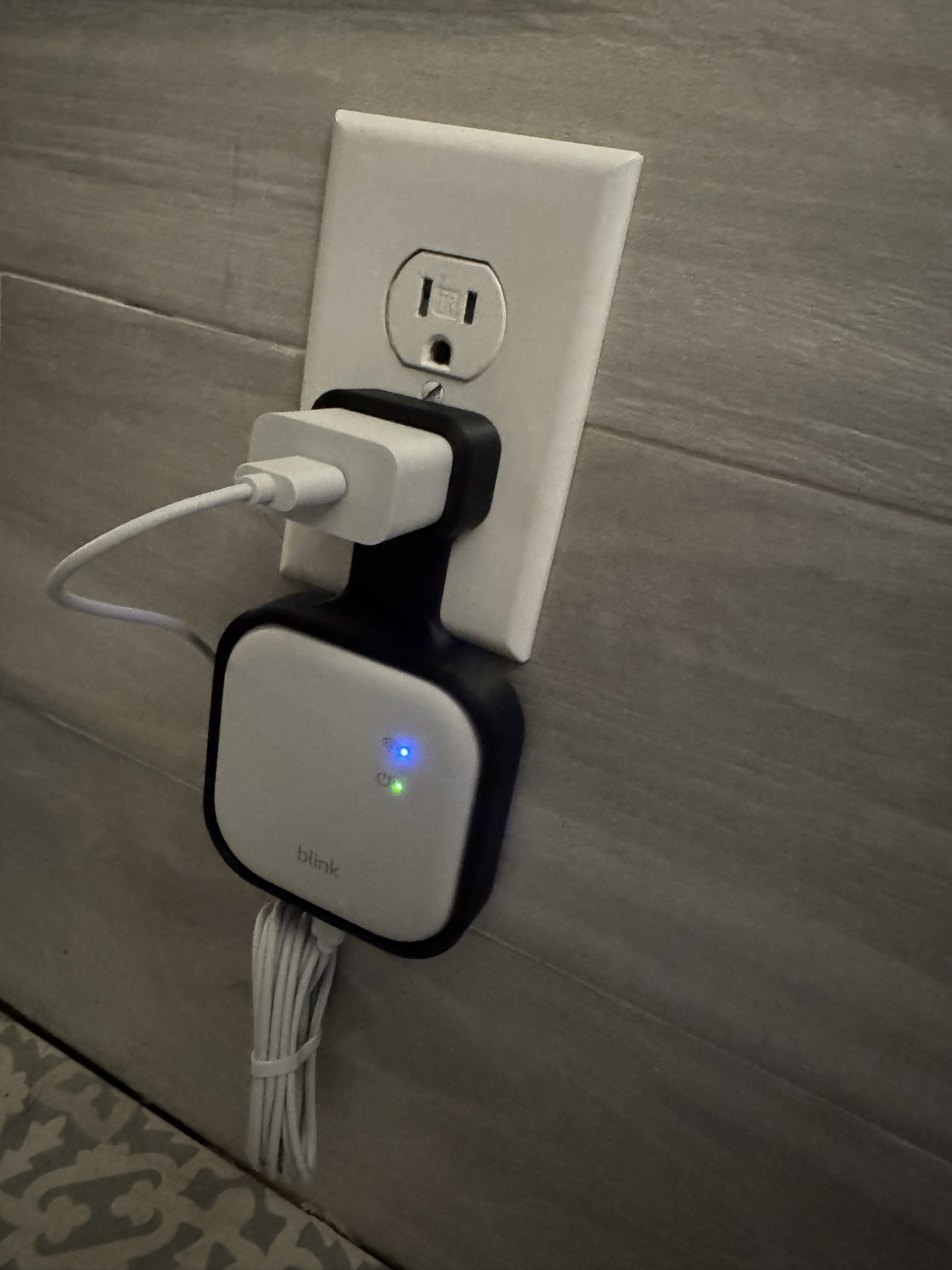 Blink xr sycn module outlet holder 3D model