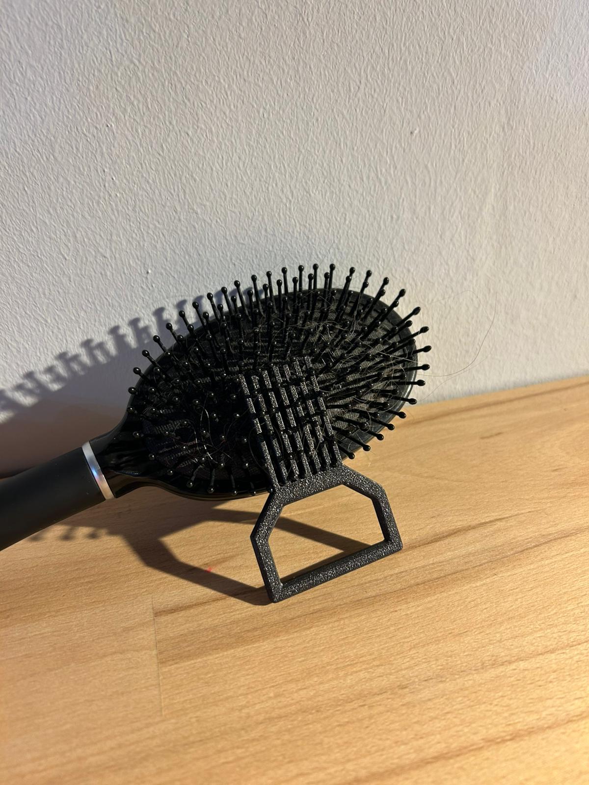 Brush cleaner