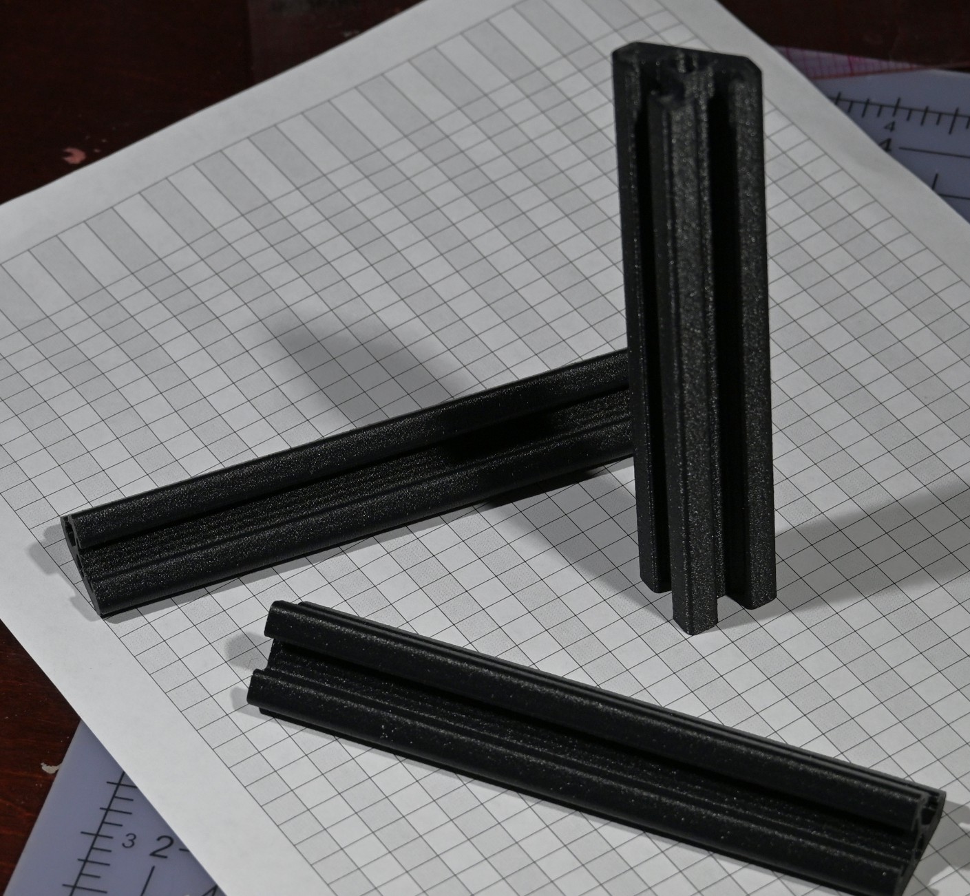 2-sided 2020 Extrusion, parametric 3D model thumbnail