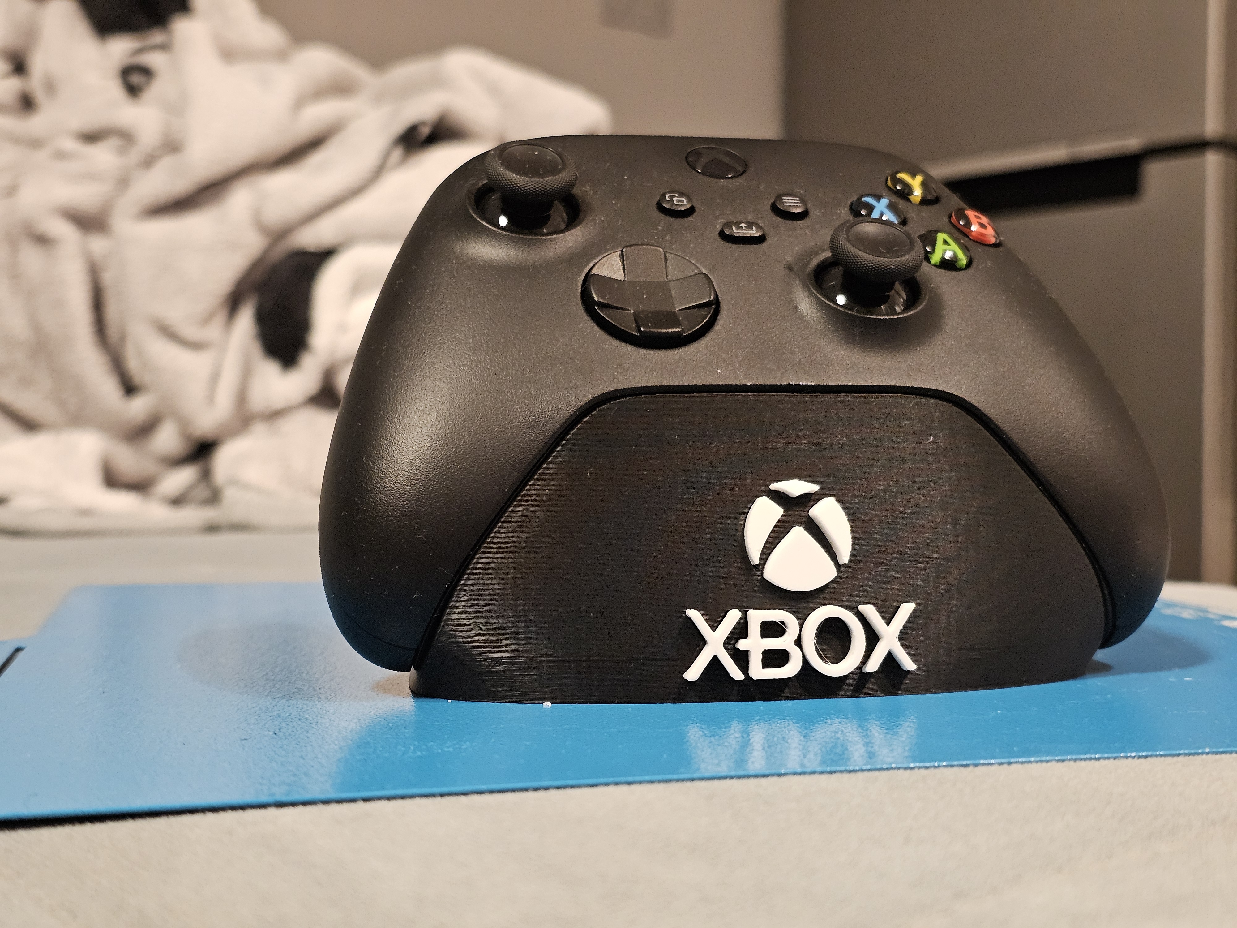 Miniatura 9 do modelo 3D Minimalistic Xbox Controller Stand with Logo