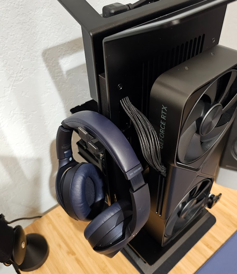 xtia xproto headphone holder v1.1