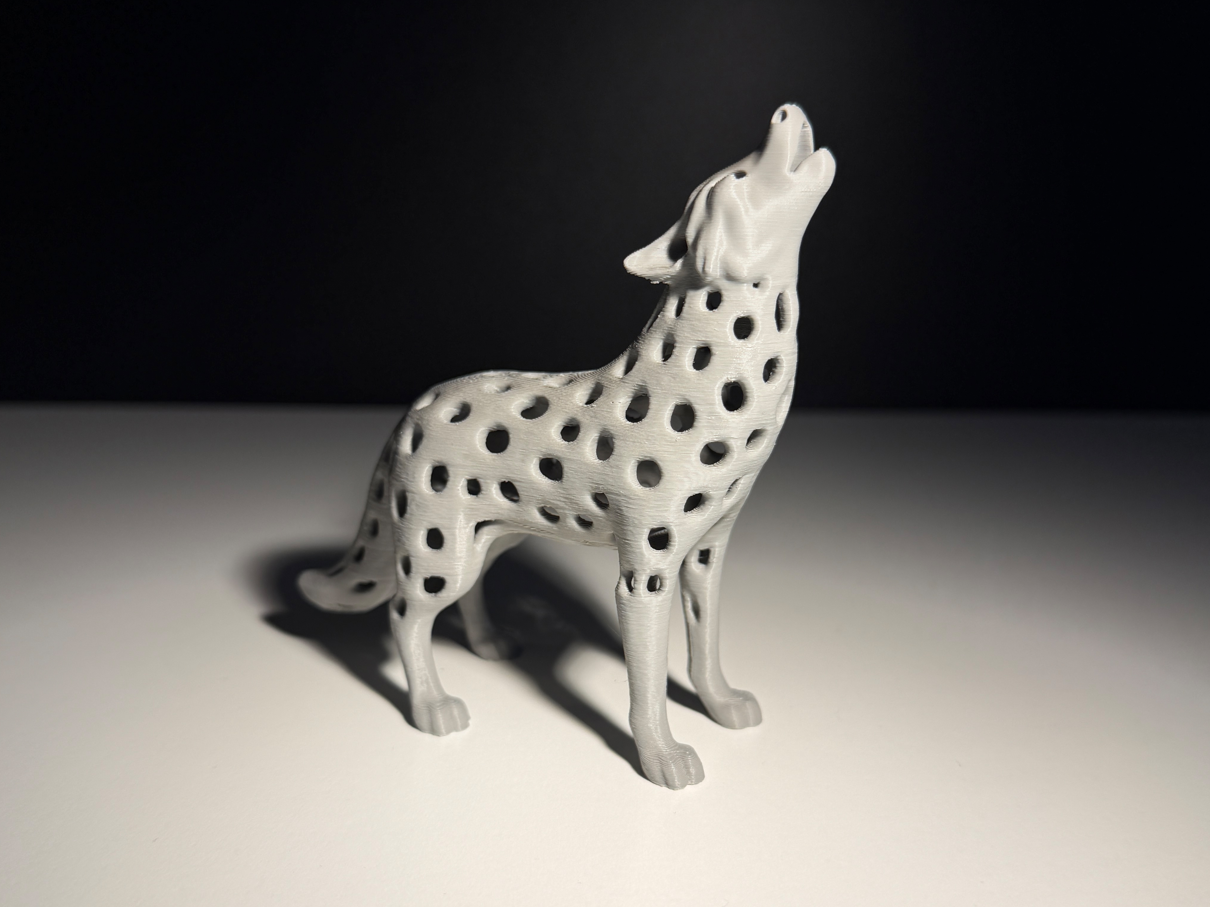 Howling Wolf
