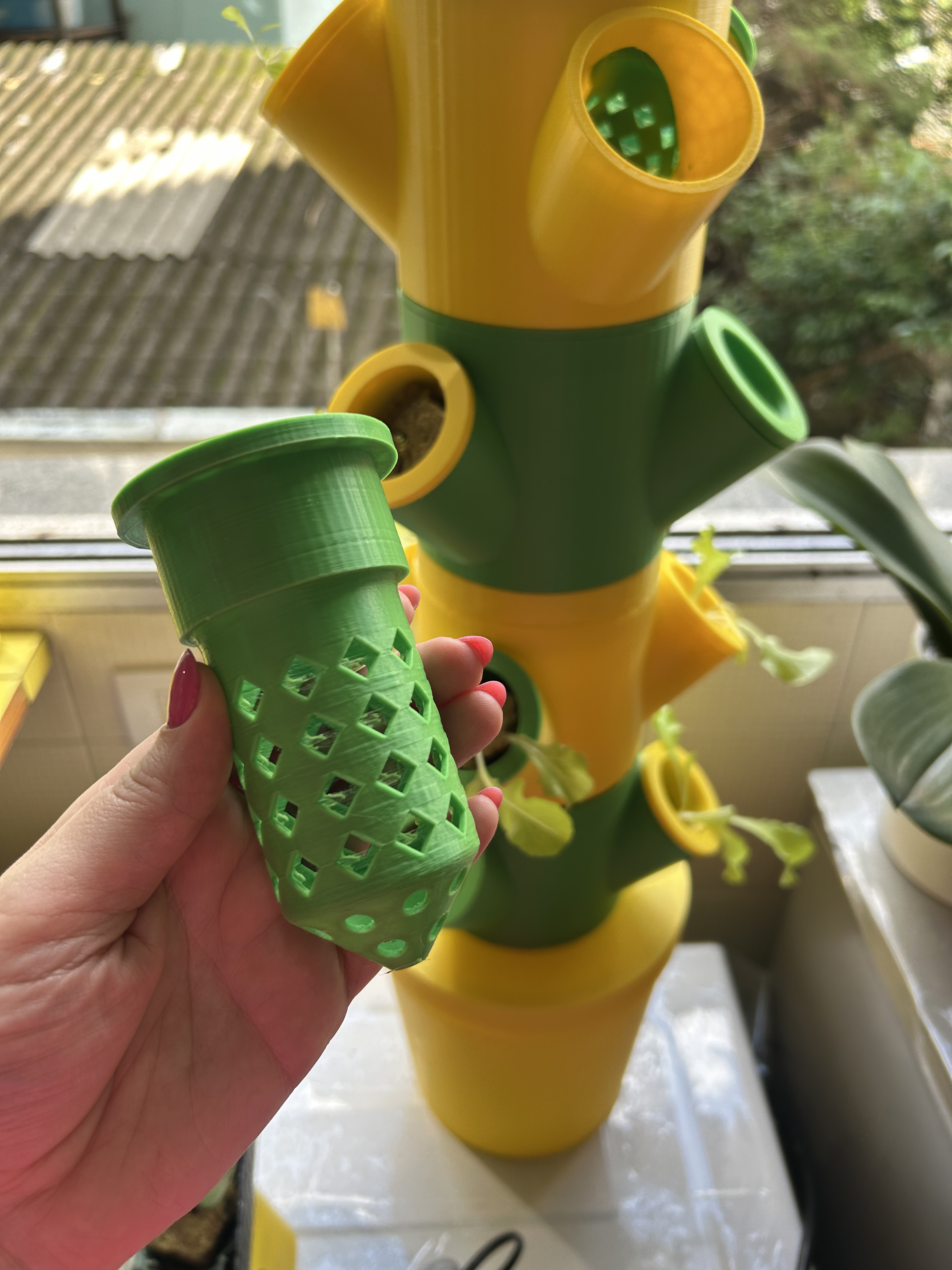 Miniatura 2 do modelo 3D Modular Hydroponic System