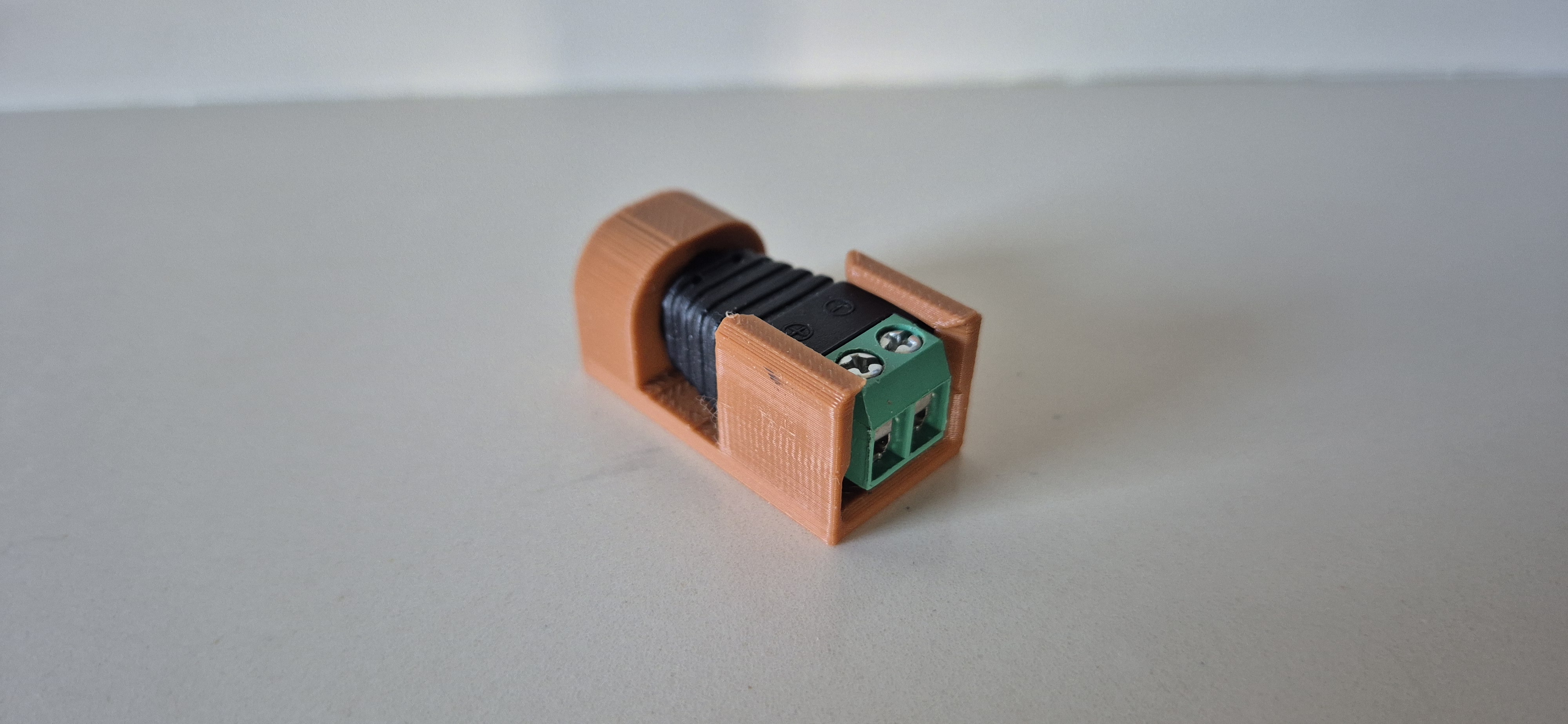 Soporte para Adaptador Jack DC 2.1x5.5mm