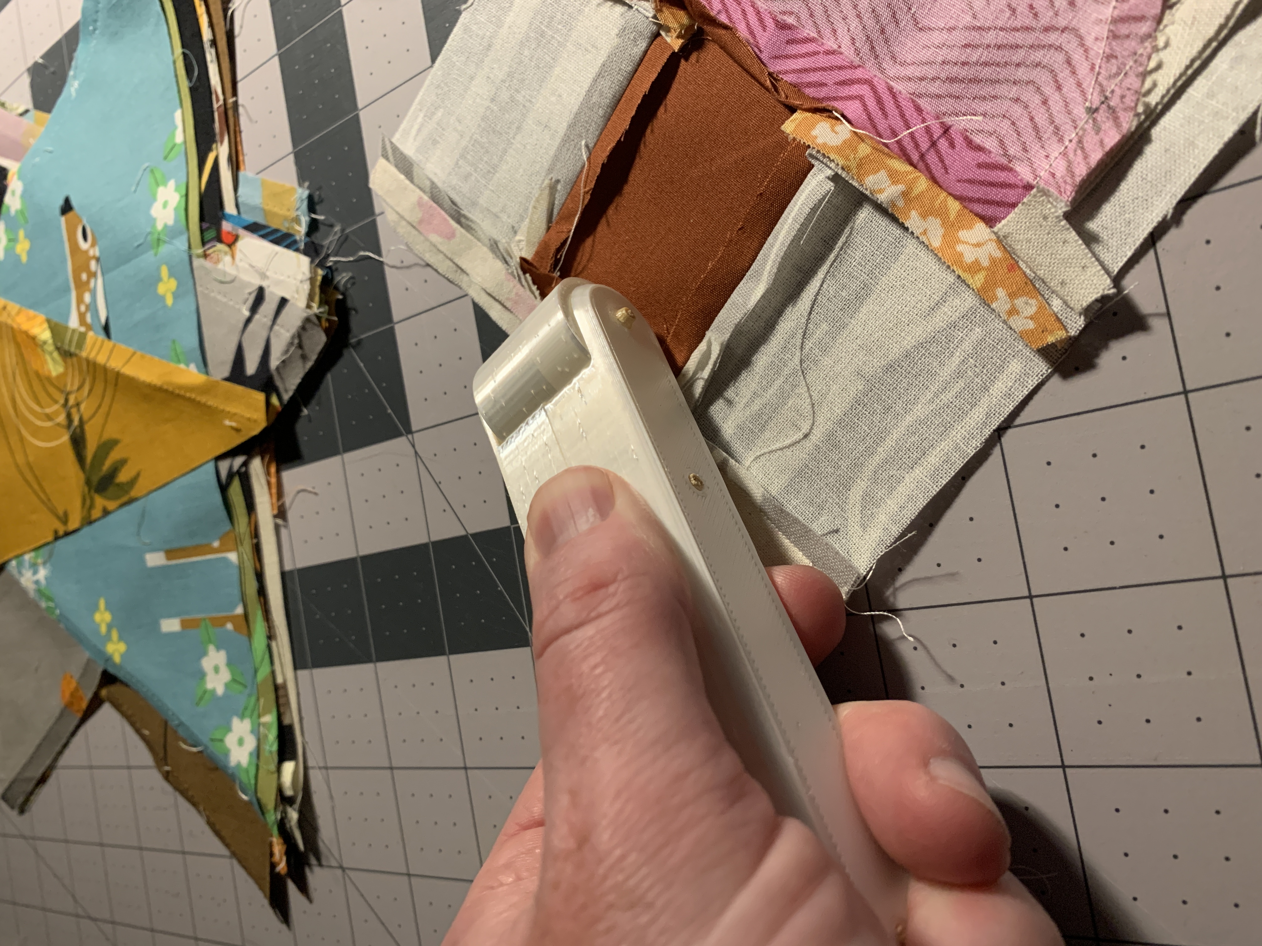 Seam Roller for Quilting and Sewing Projects