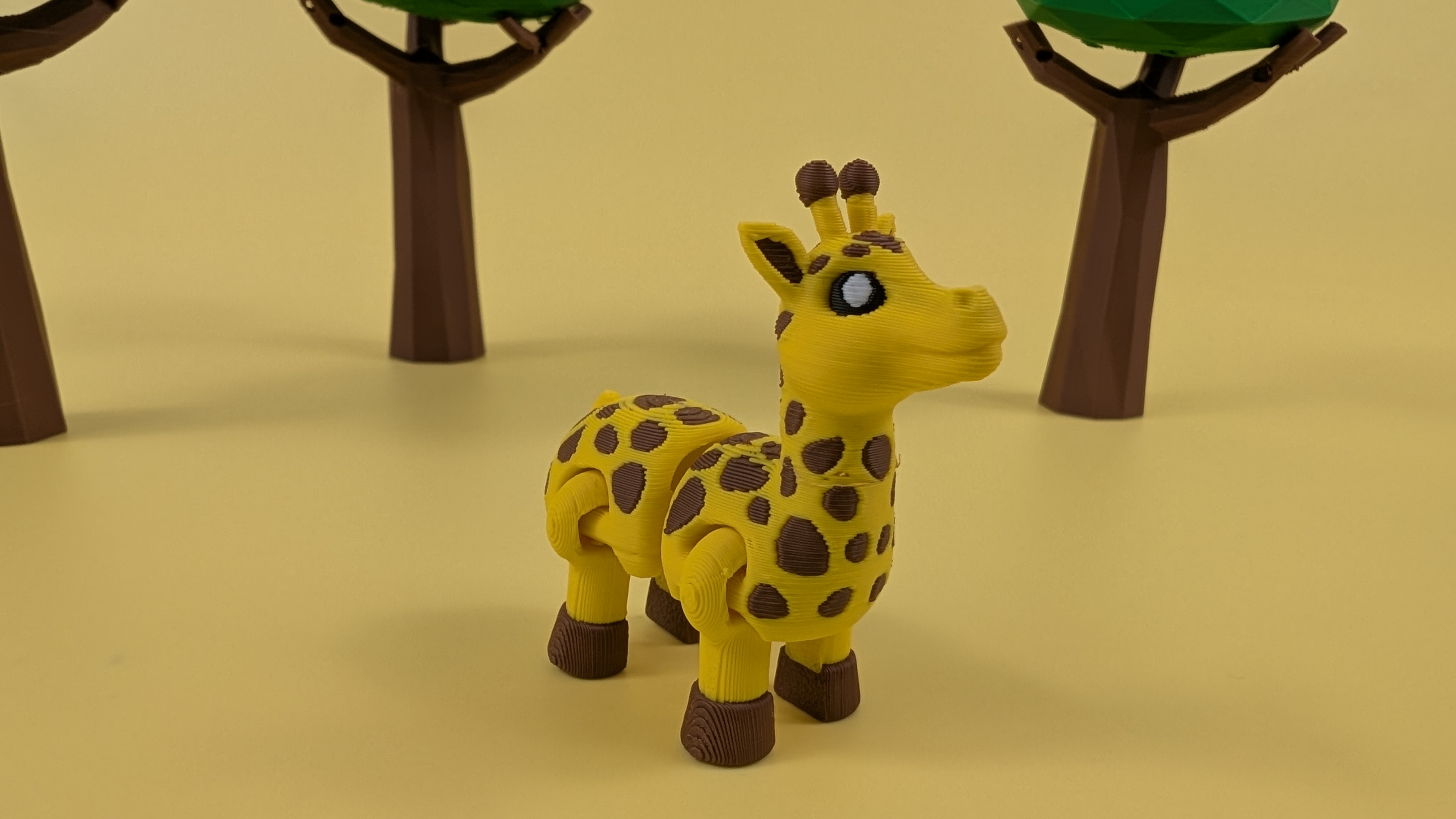 Giraffe - Articulated Keychain Figure