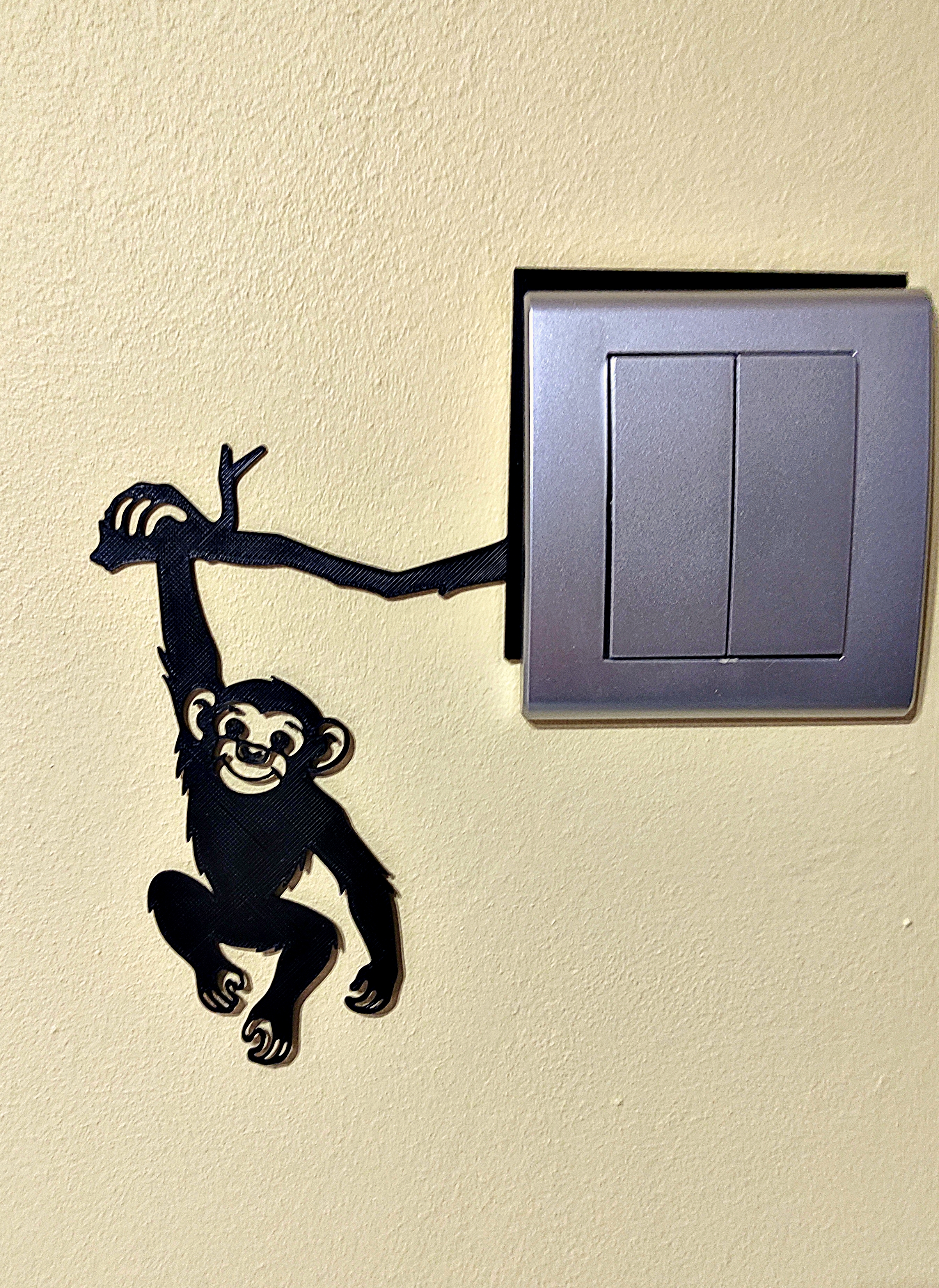 Miniatura 3 do modelo 3D Light Switch Frame - Monkey