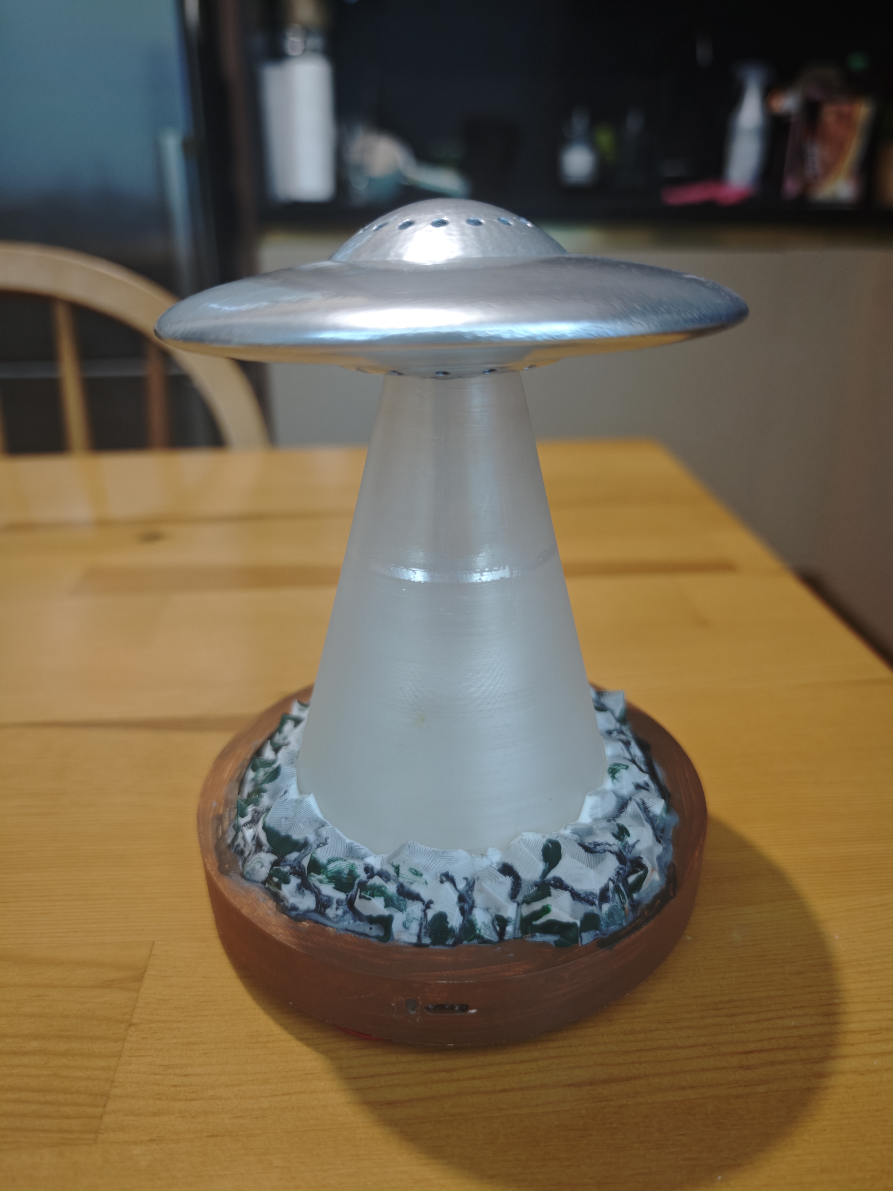 Miniatura 6 do modelo 3D UFO Desklamp