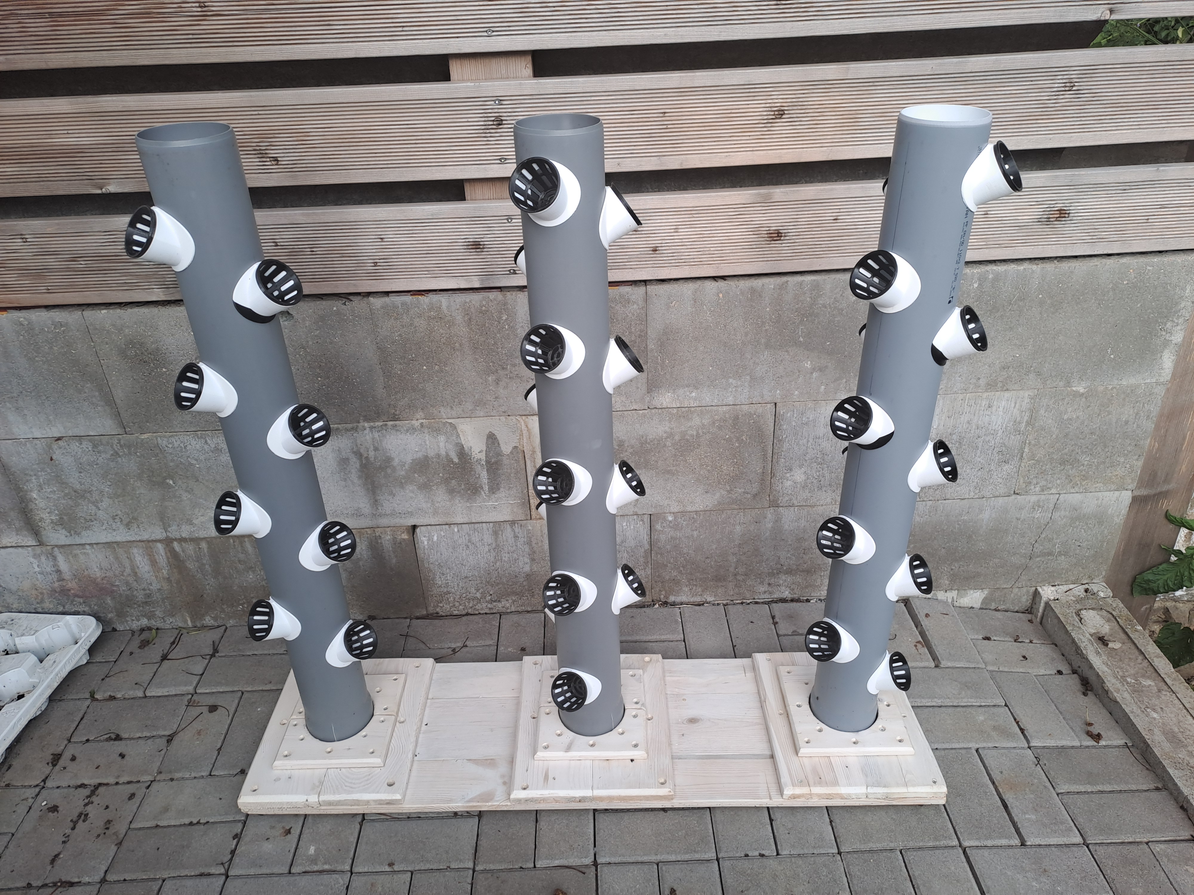 Vertical/hydroponics garden — thumbnail 3
