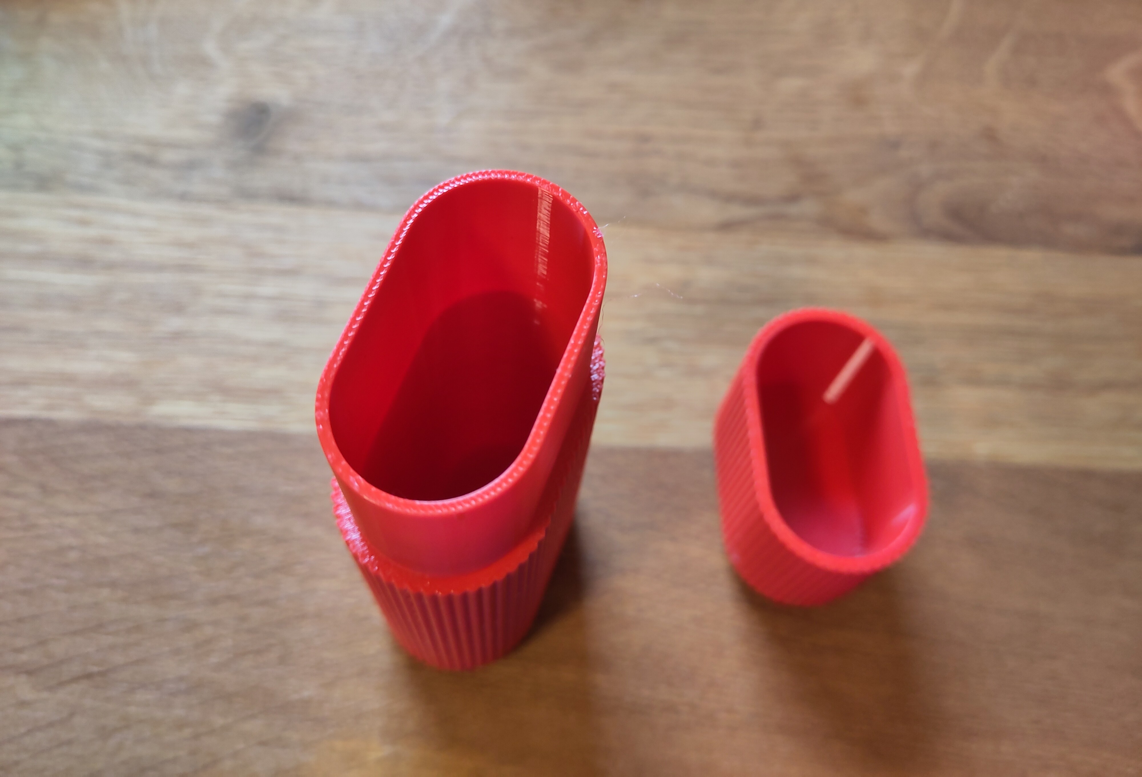 Box in caseStyle with textured ribs knurling .f3d