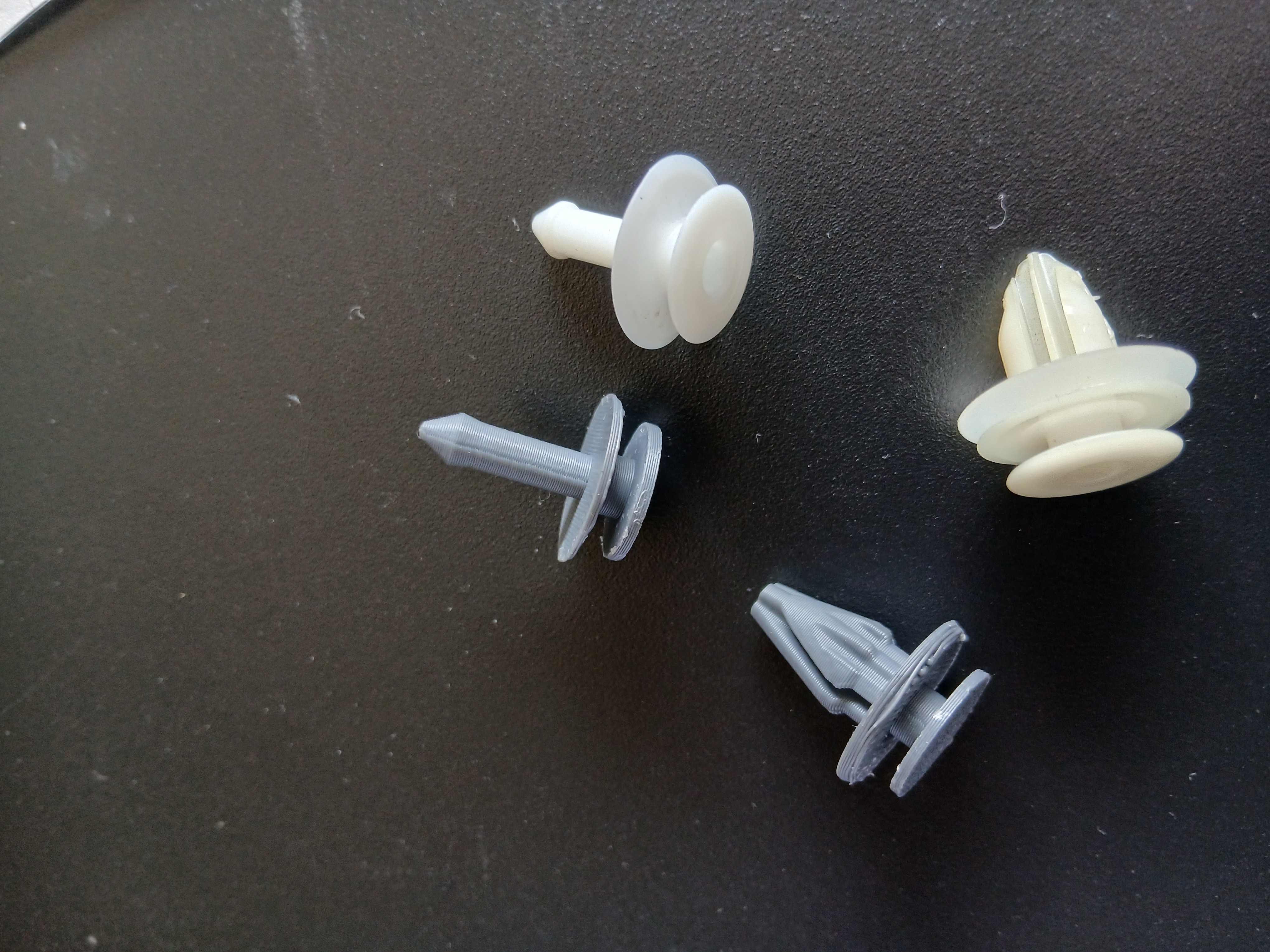 Lexus Rear Trunk Clip