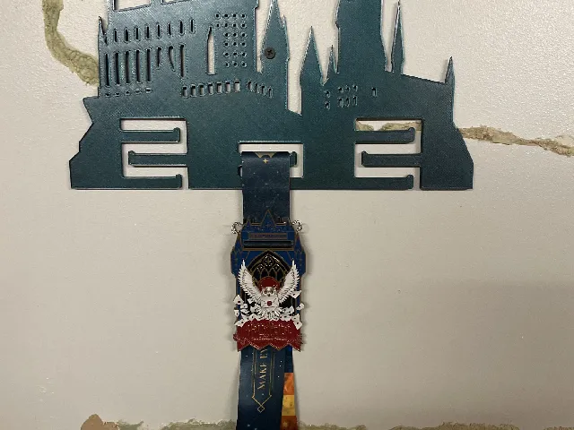 Hogwarts Medal hanger
