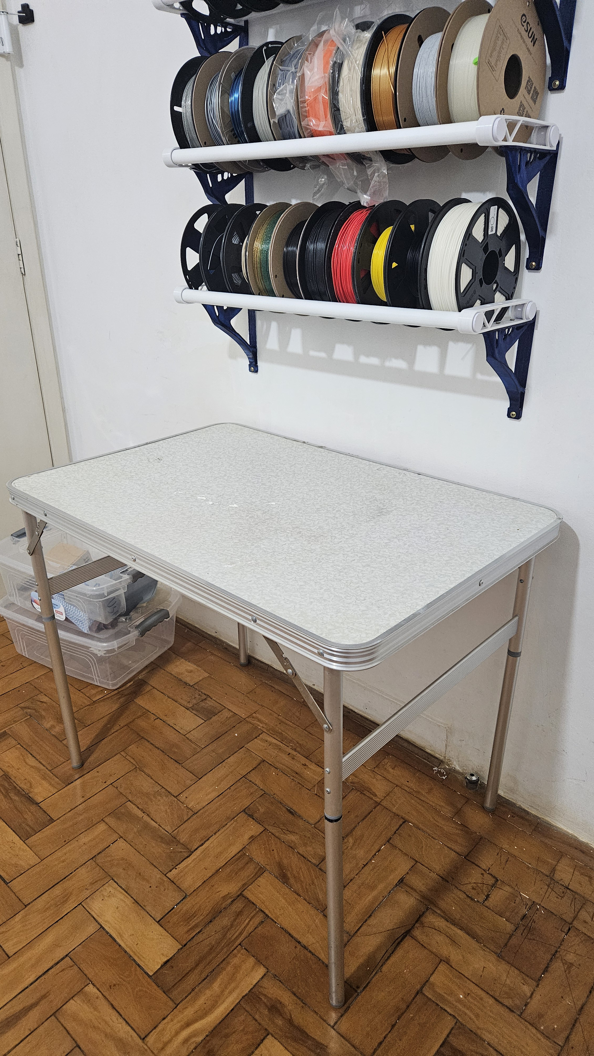 Foldable Table - Leg Screw Replacement — miniatura 3