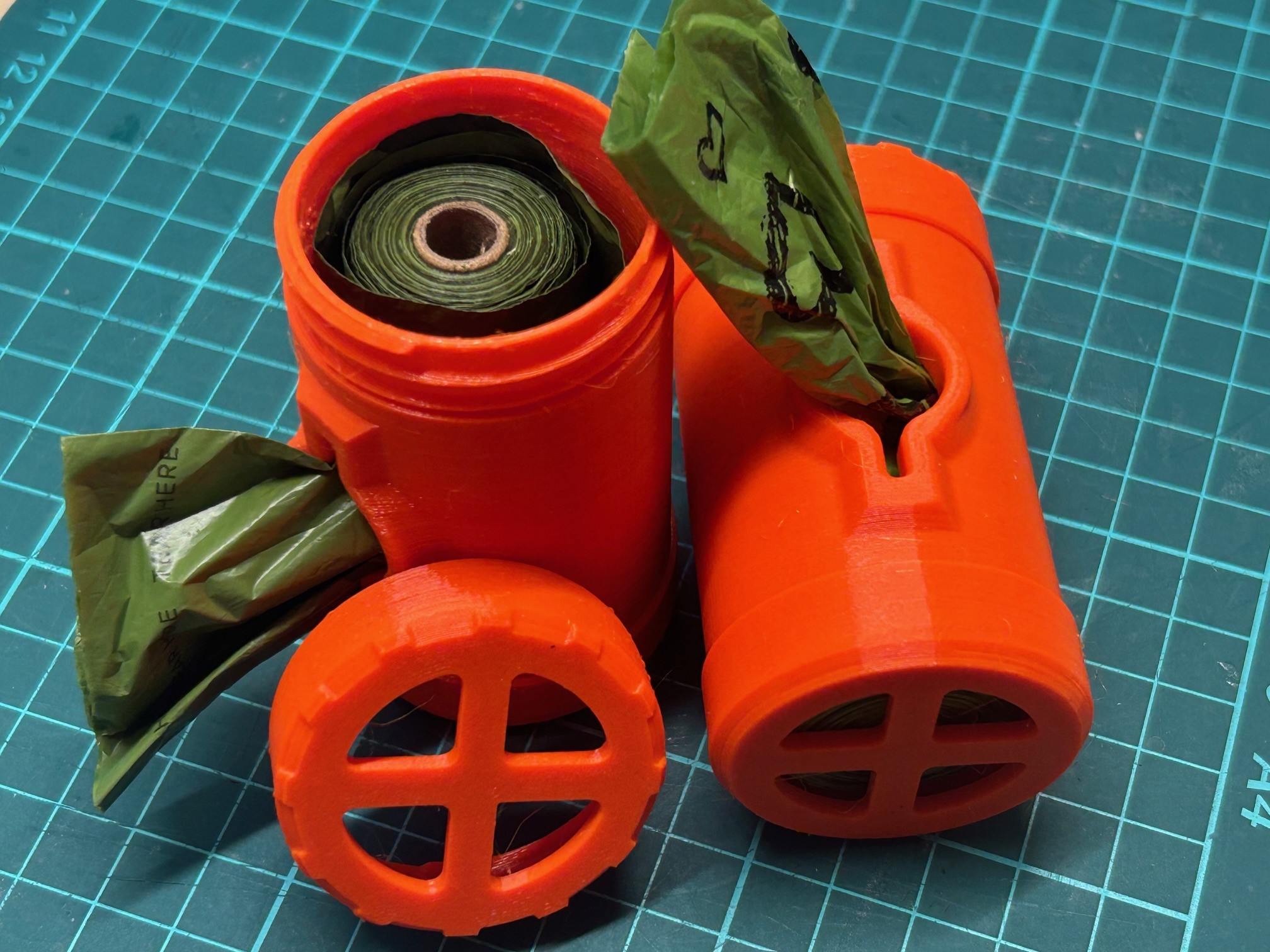 Dog Poo Bag Holder (simple and compact)