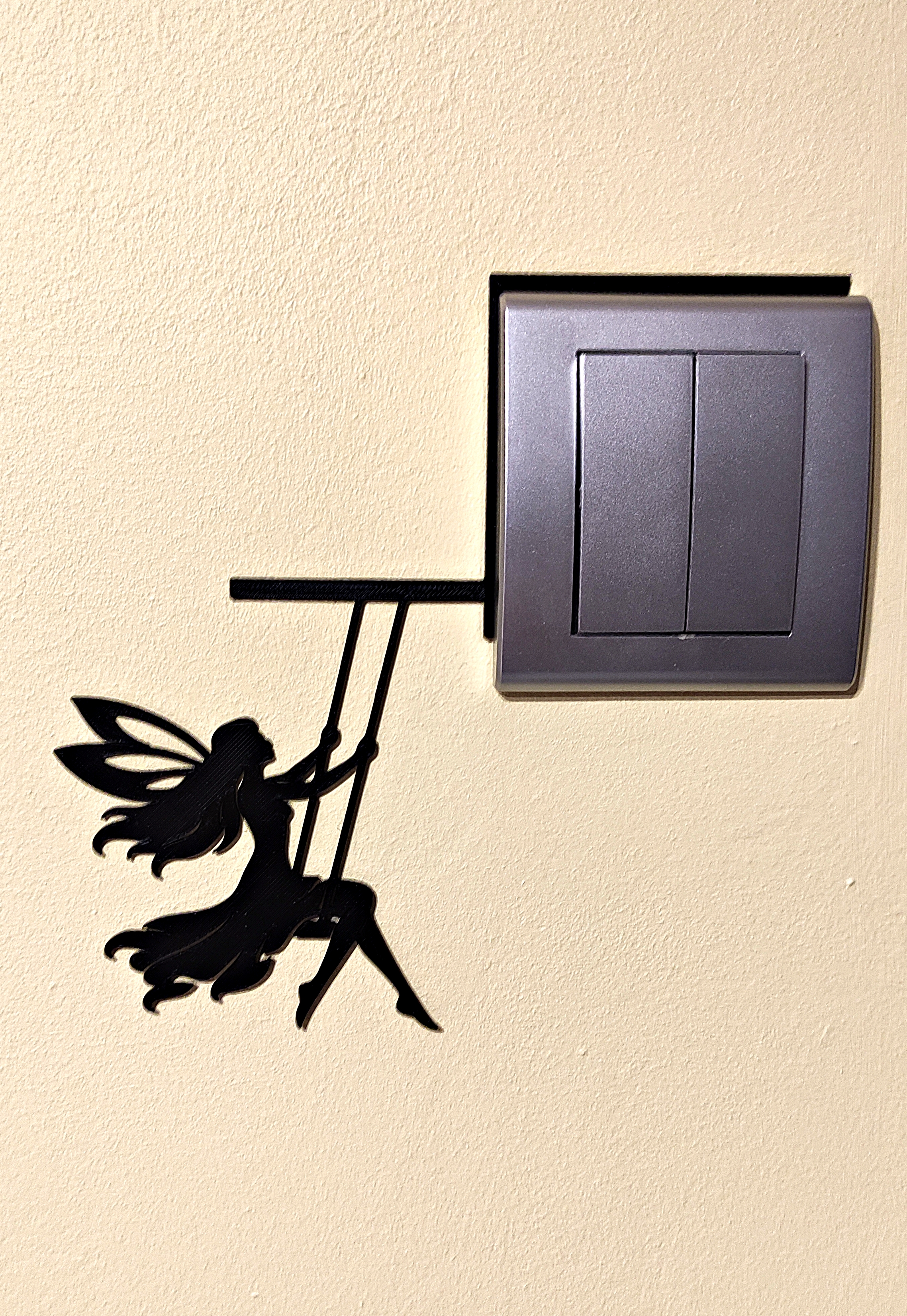 Miniatura 2 do modelo 3D Light Switch Frame - Elf
