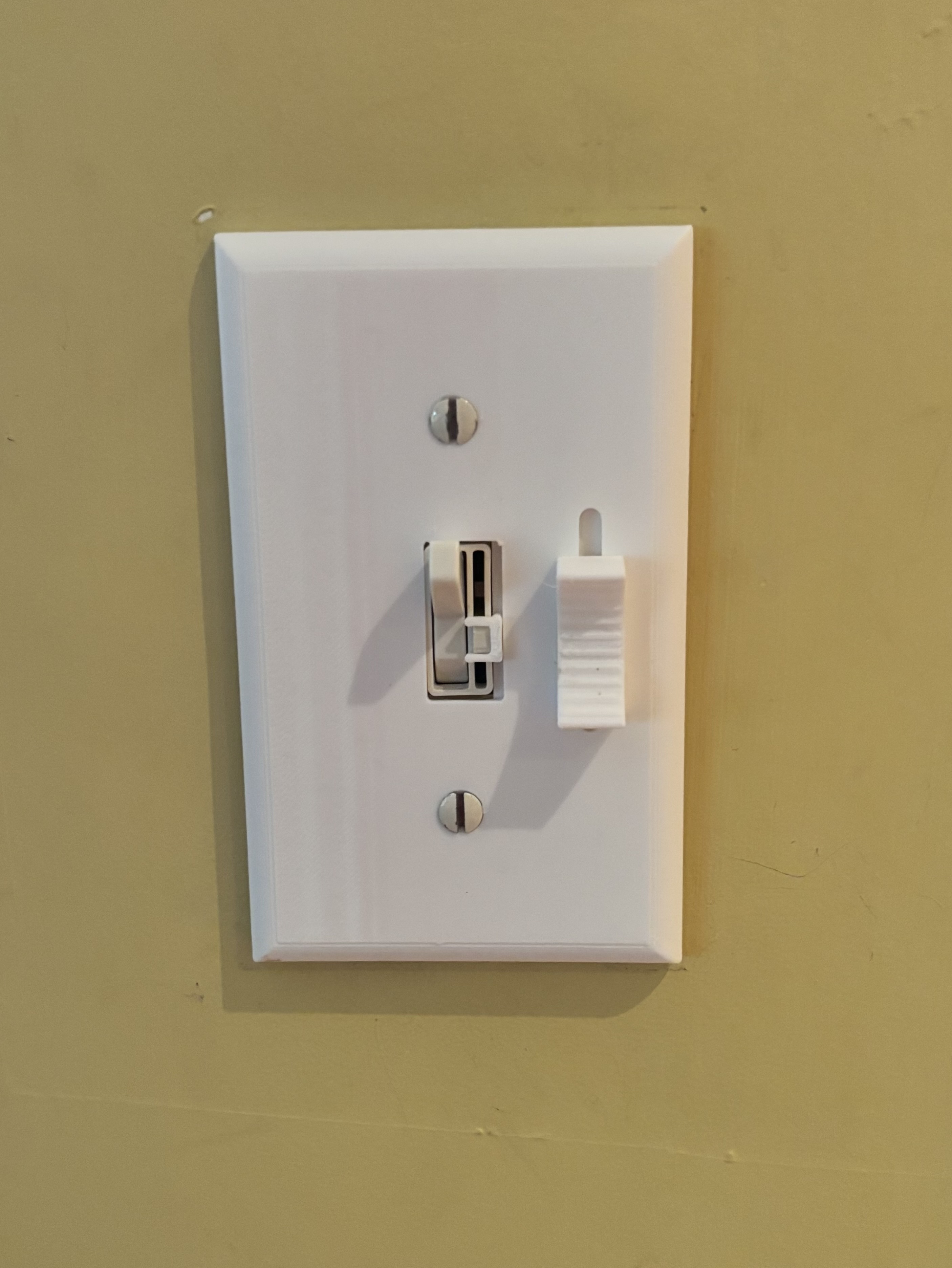 Miniatura 2 do modelo 3D Adaptive Dimmer Switch Wall Plate