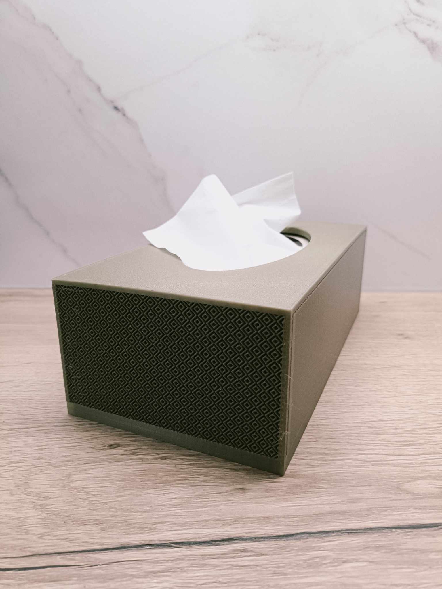 Tissue box