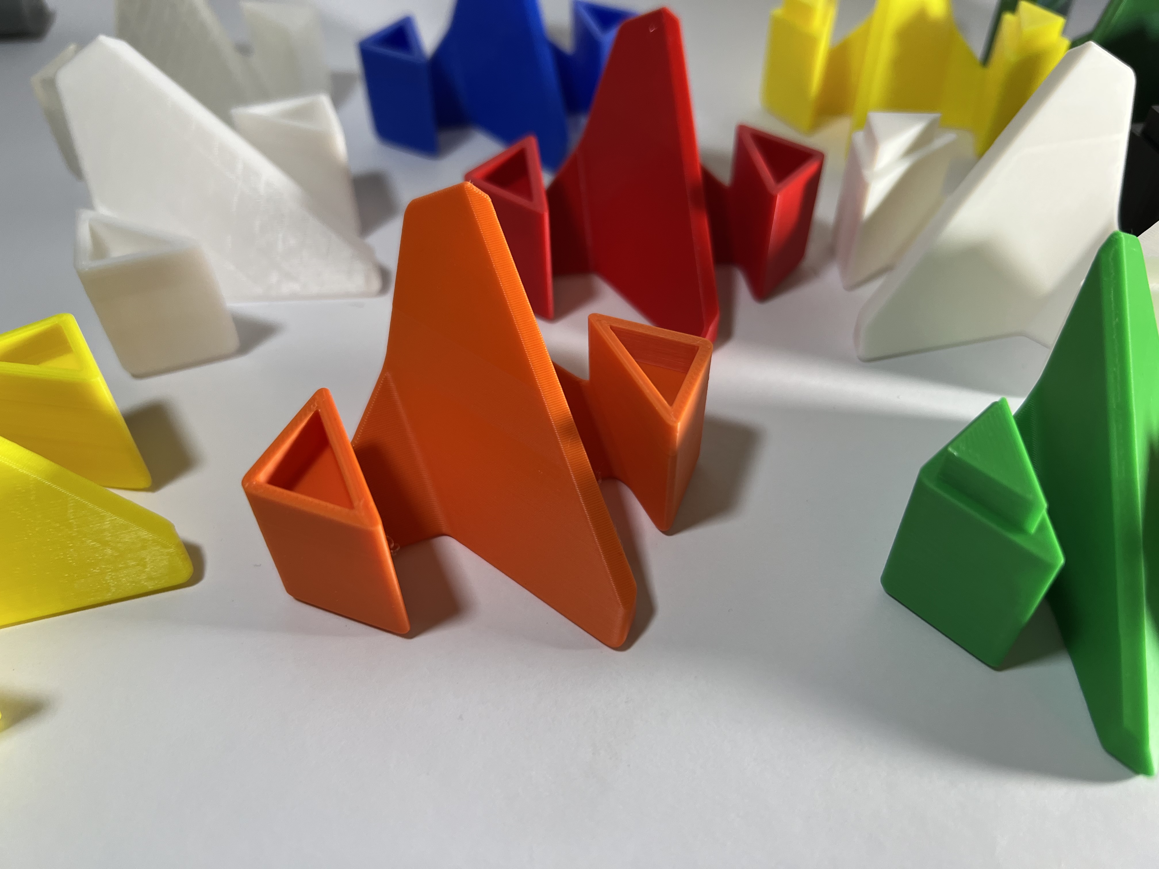 Negative Space N Cube Logo — miniatura 6
