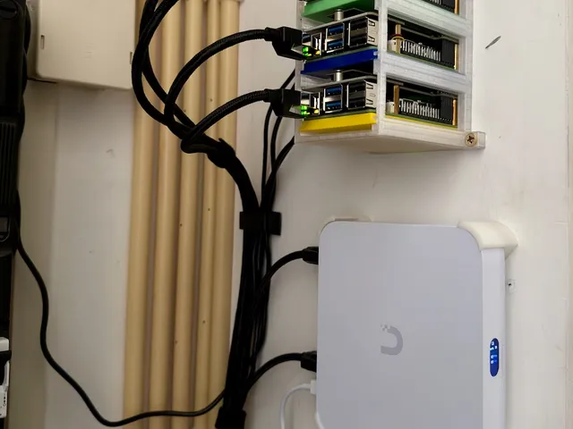 Pi Rack (For Raspberry Pi 5 with N04/05 NVMe Hat or Pi 4)