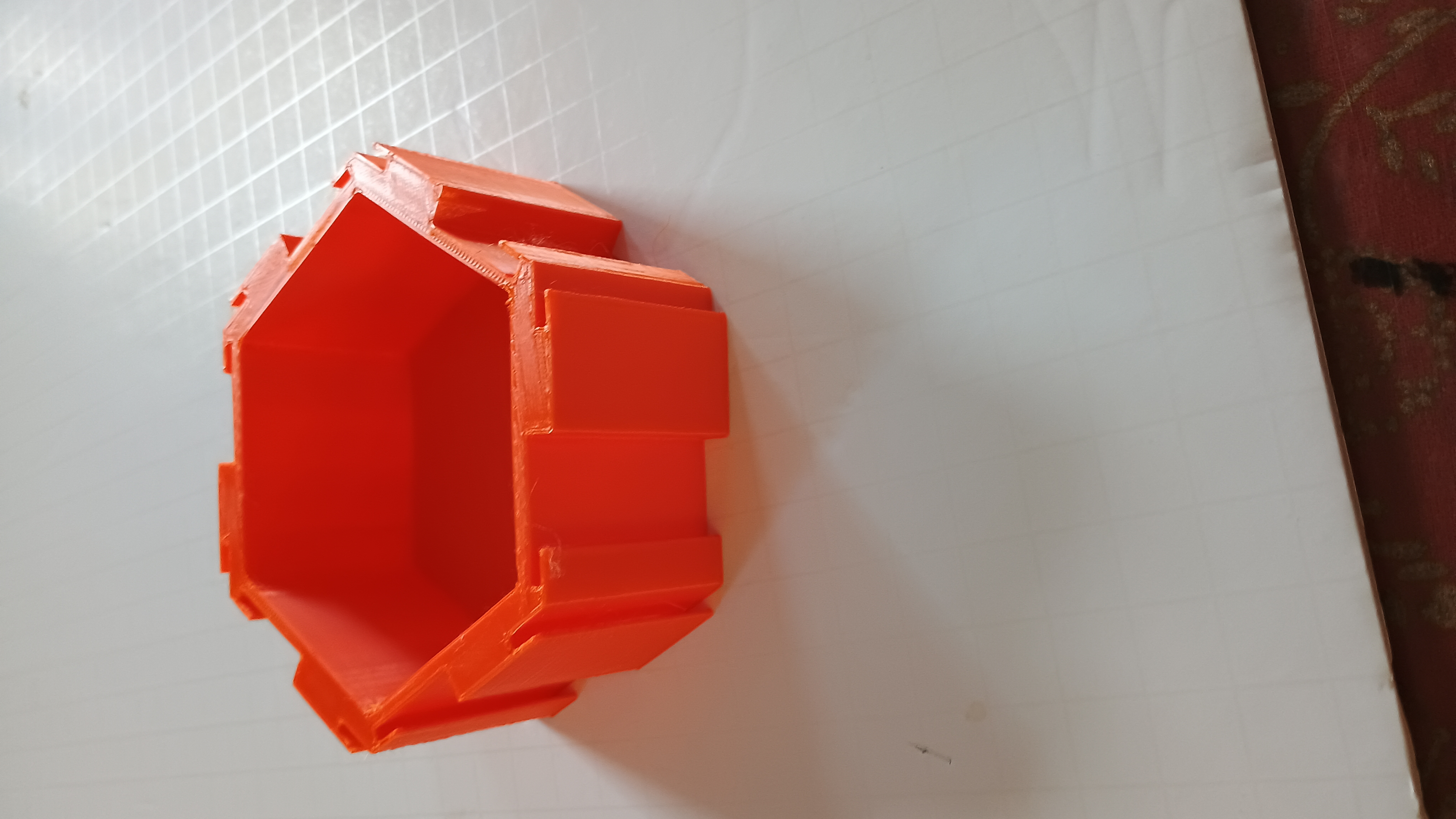 Hexagon storage unit — thumbnail 4