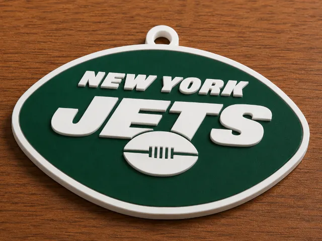 New York Oversized 3D Fan Logo Pendant