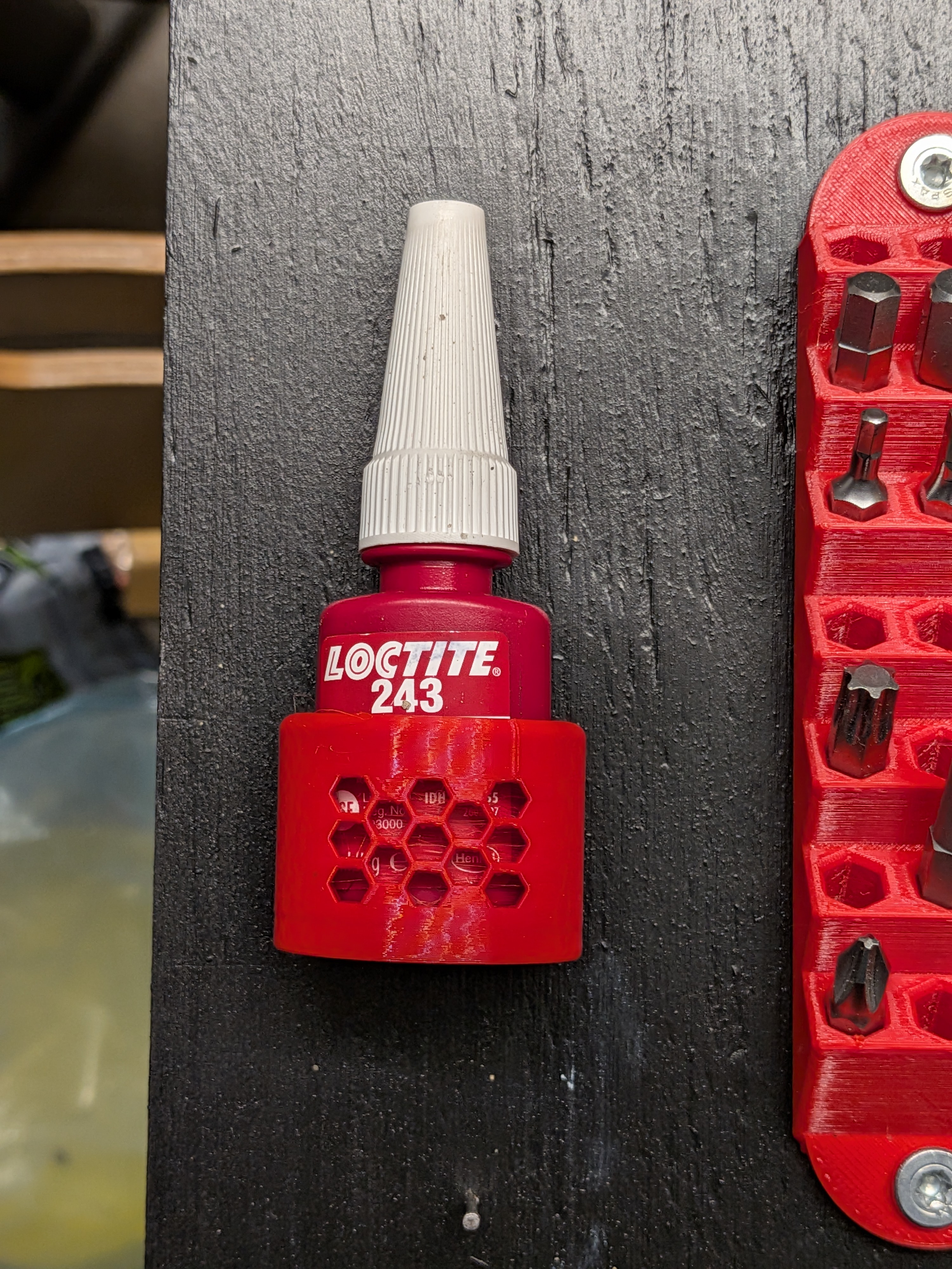 Loctite 243 5ml bottle holder - countersunk