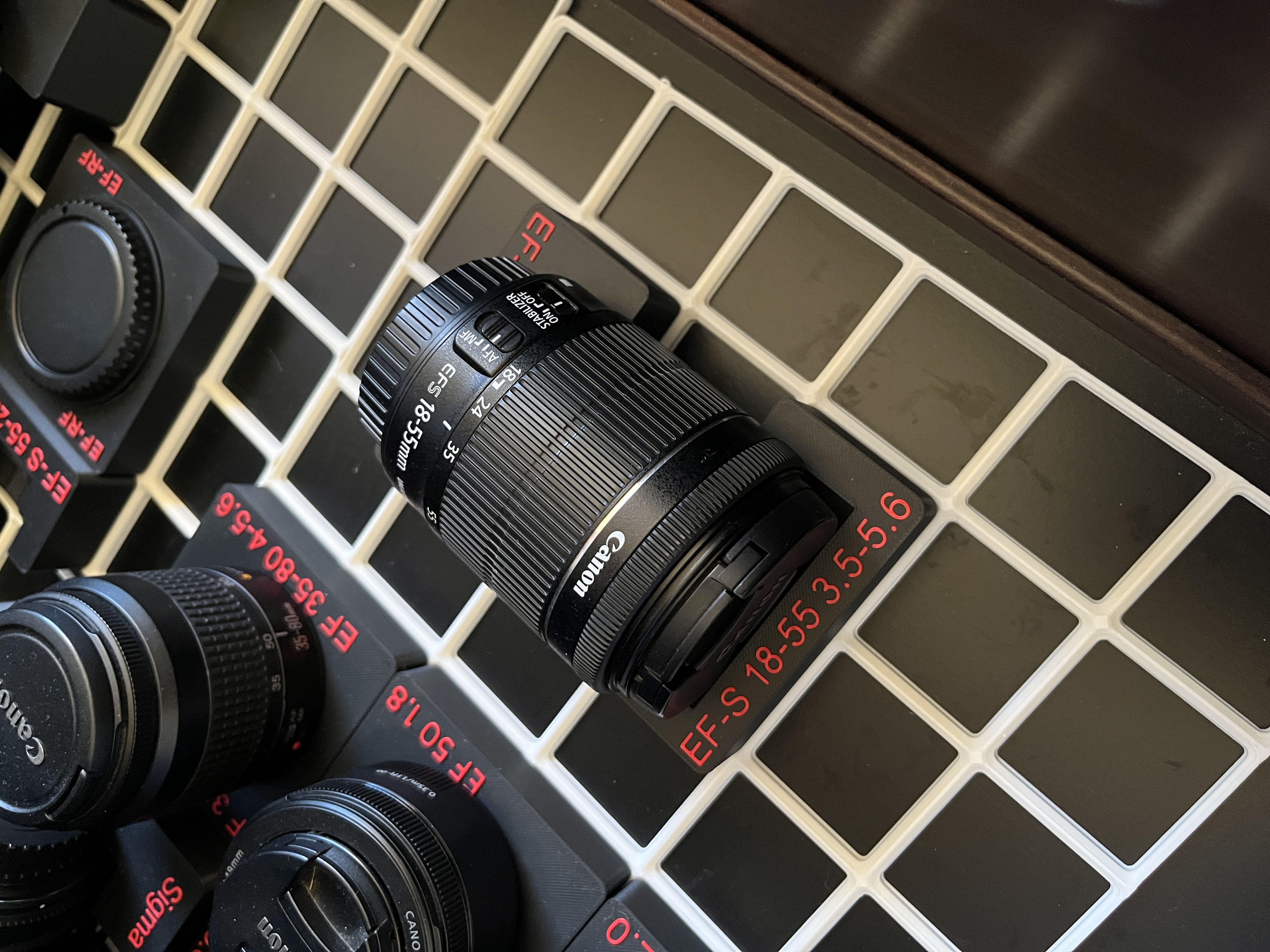 CLASS - Canon EF-S 18-55 Camera Lens Gridfinity