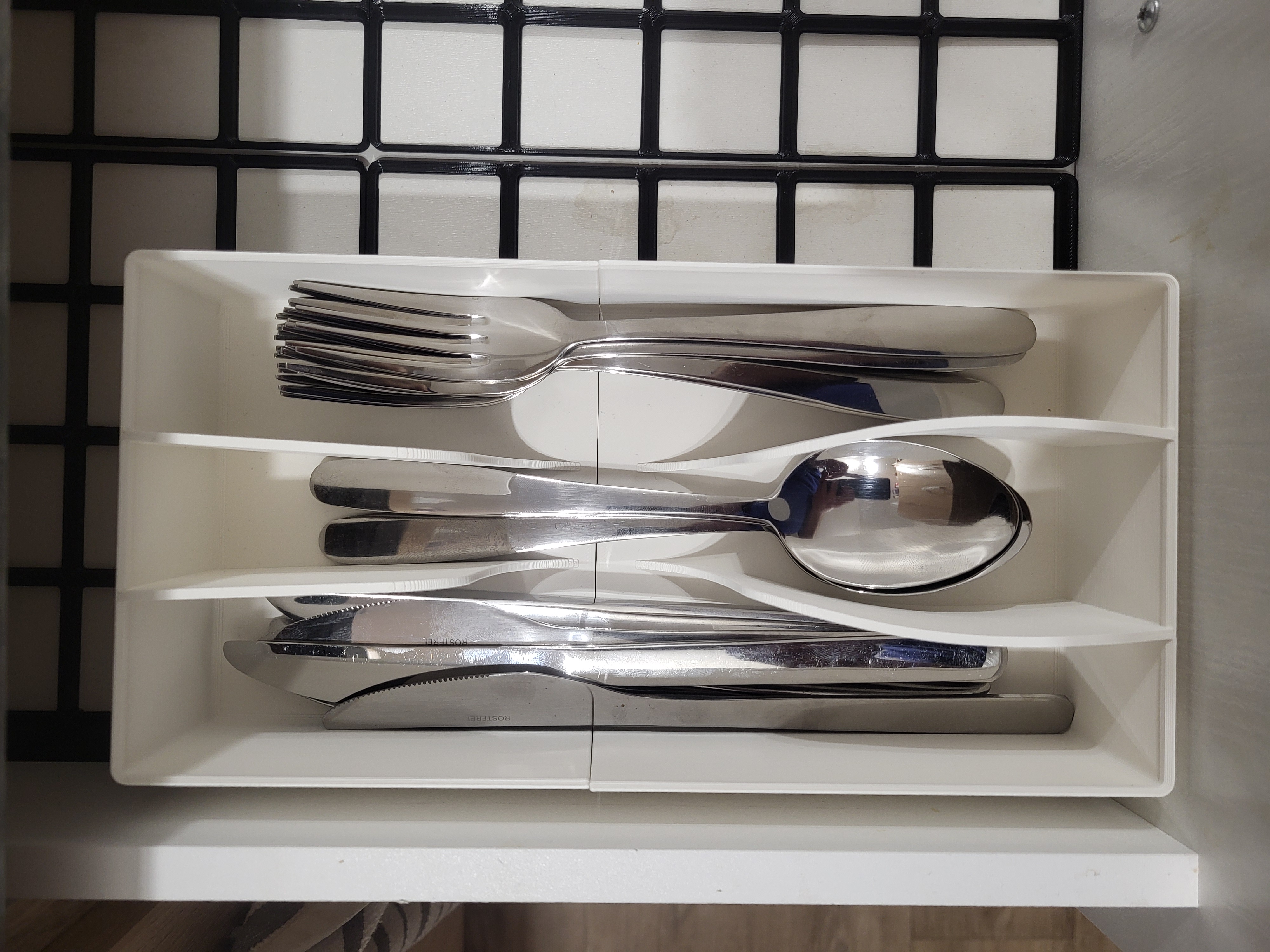 Gridfinity cutlery organizer
