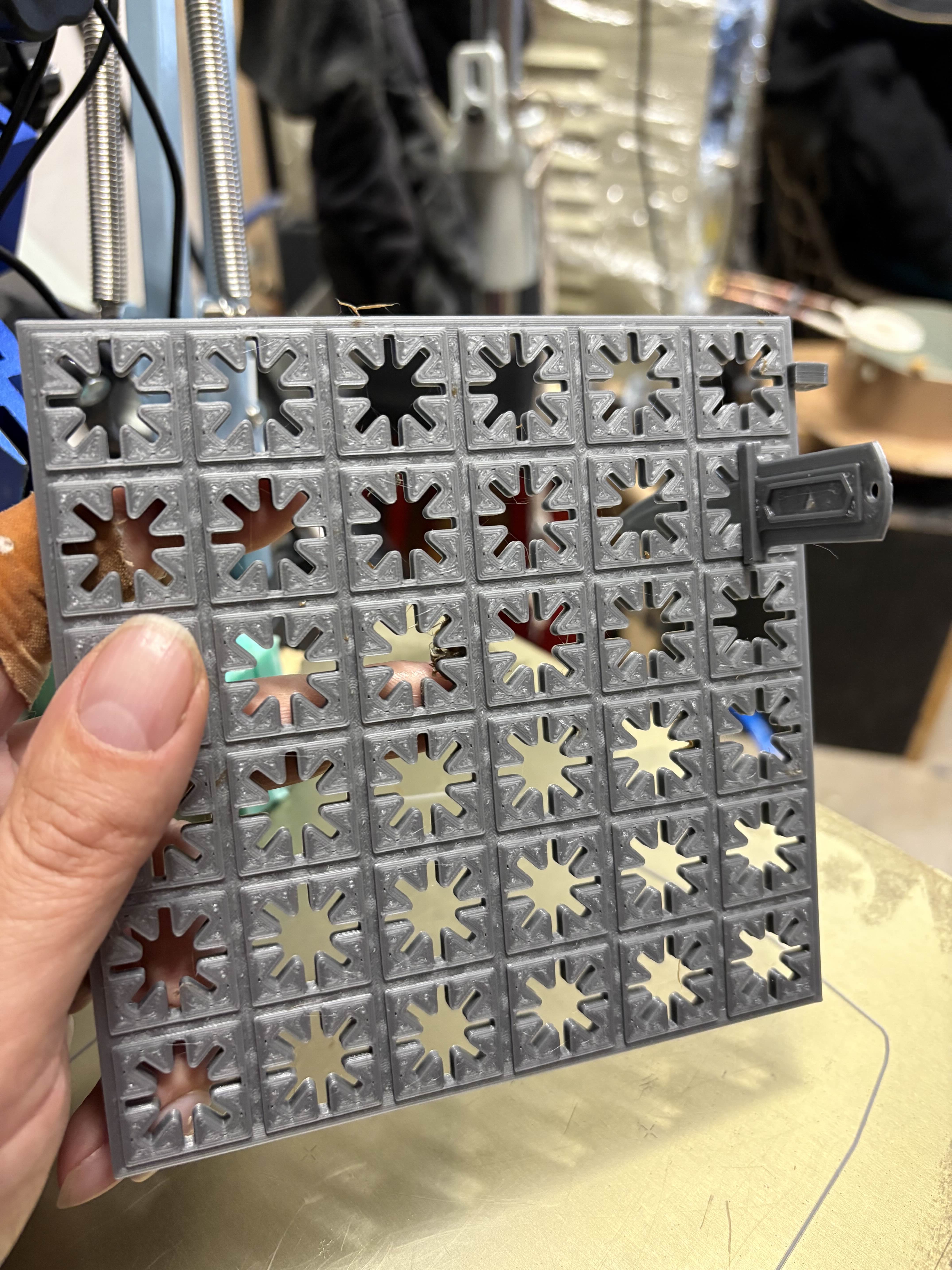 Cu'Bikad Board and game pieces