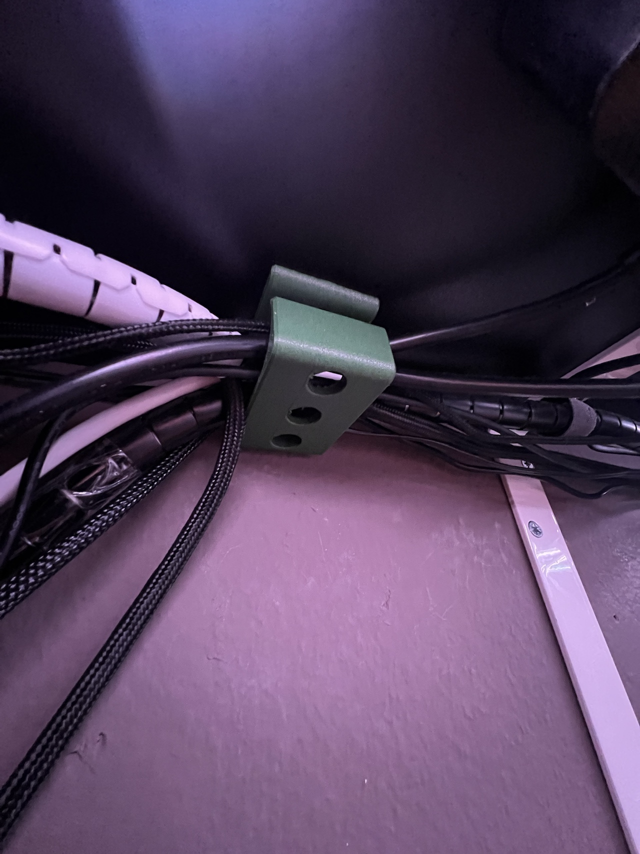 CableManagement - Desk Clamp