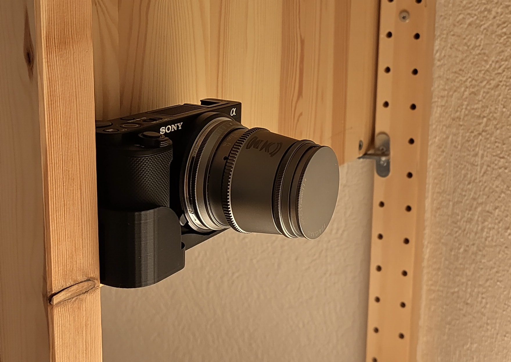 Sony ZV-E10I wall stand