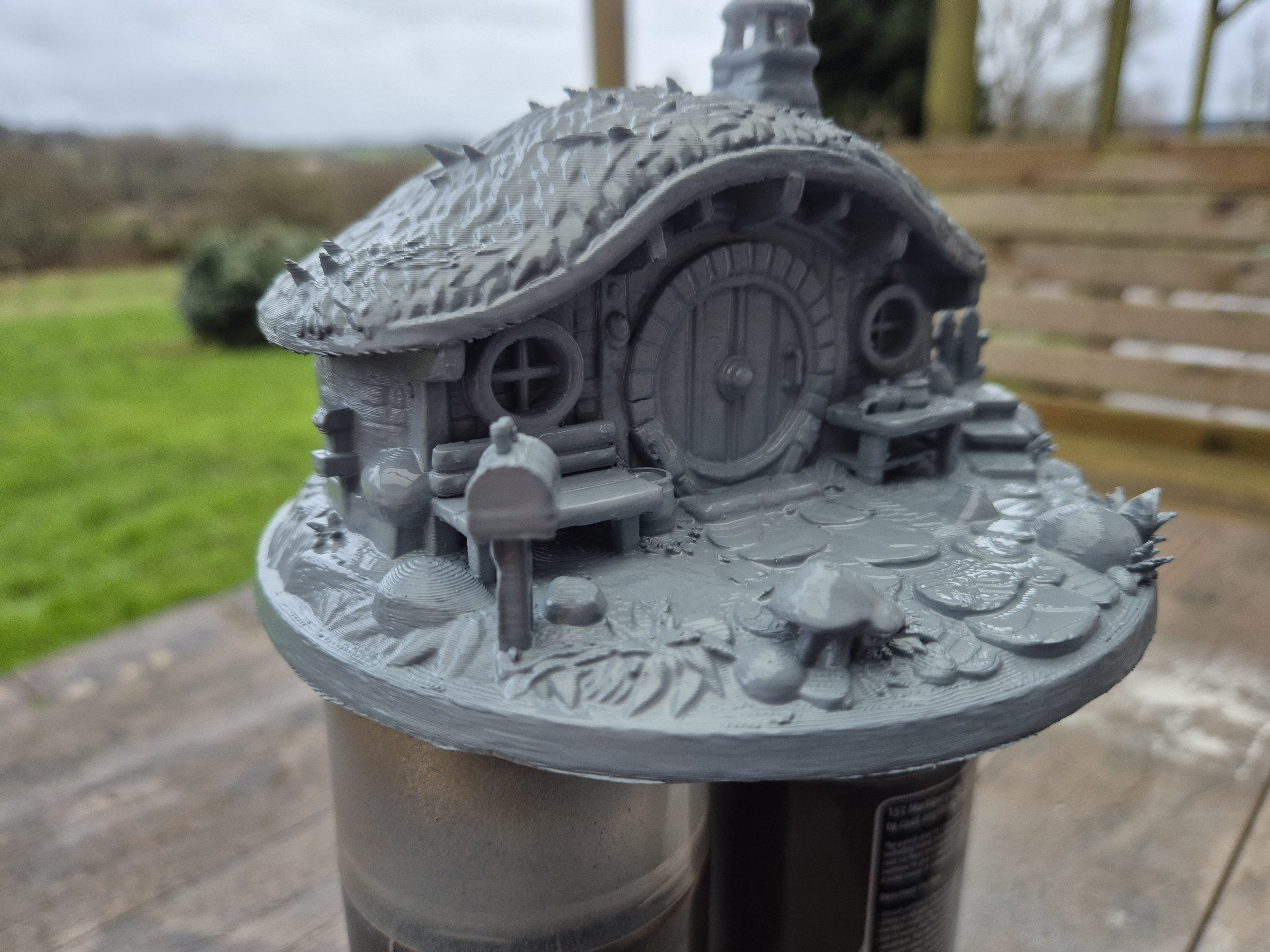 Hobbit House Model Bag End Lord of the Rings LOTR Shire