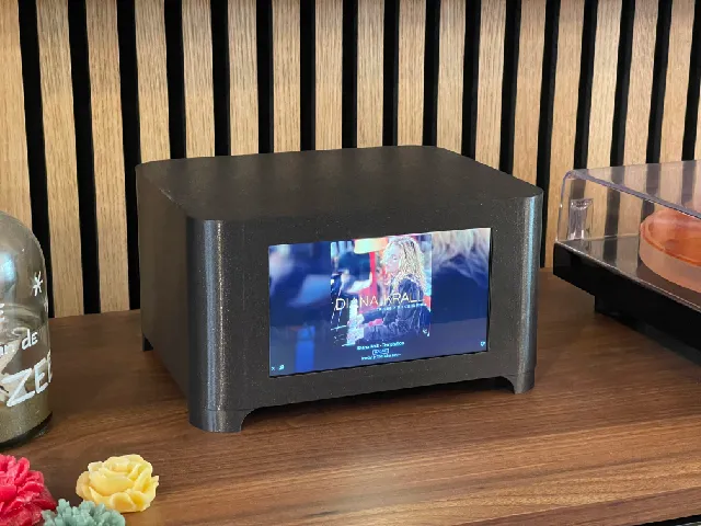 PiFi - Raspberry Pi and touch display streaming box Dragonfly DAC moOde audio
