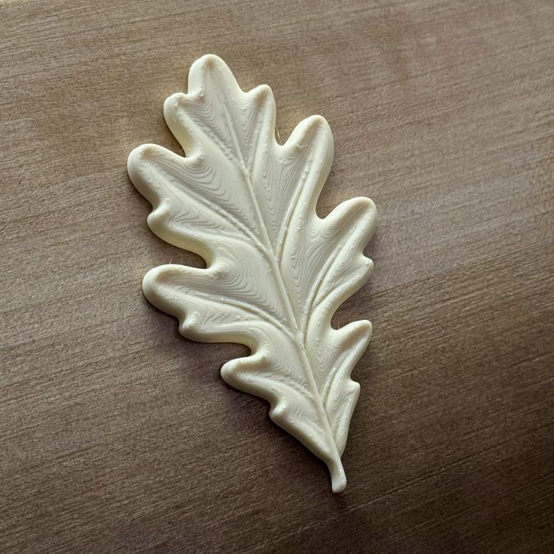 relief oak leaf solo symbol model by Artman | Download free STL model ...