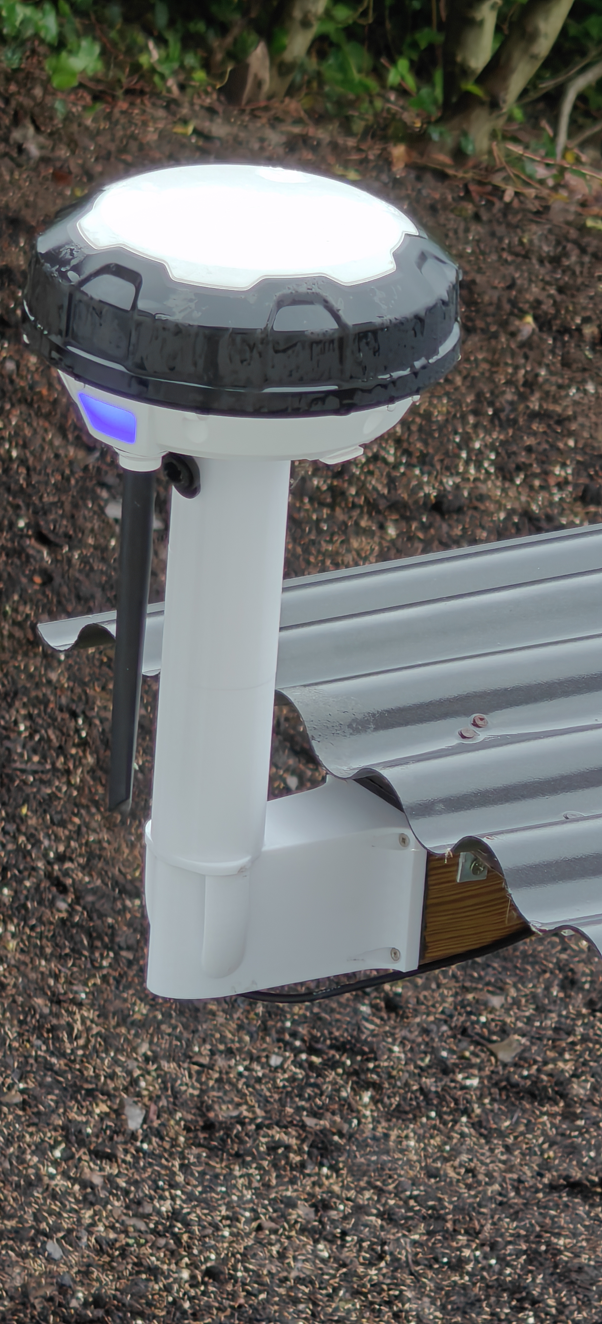 Mammotion Luba RTK antenna wall mount for smaller mounting location