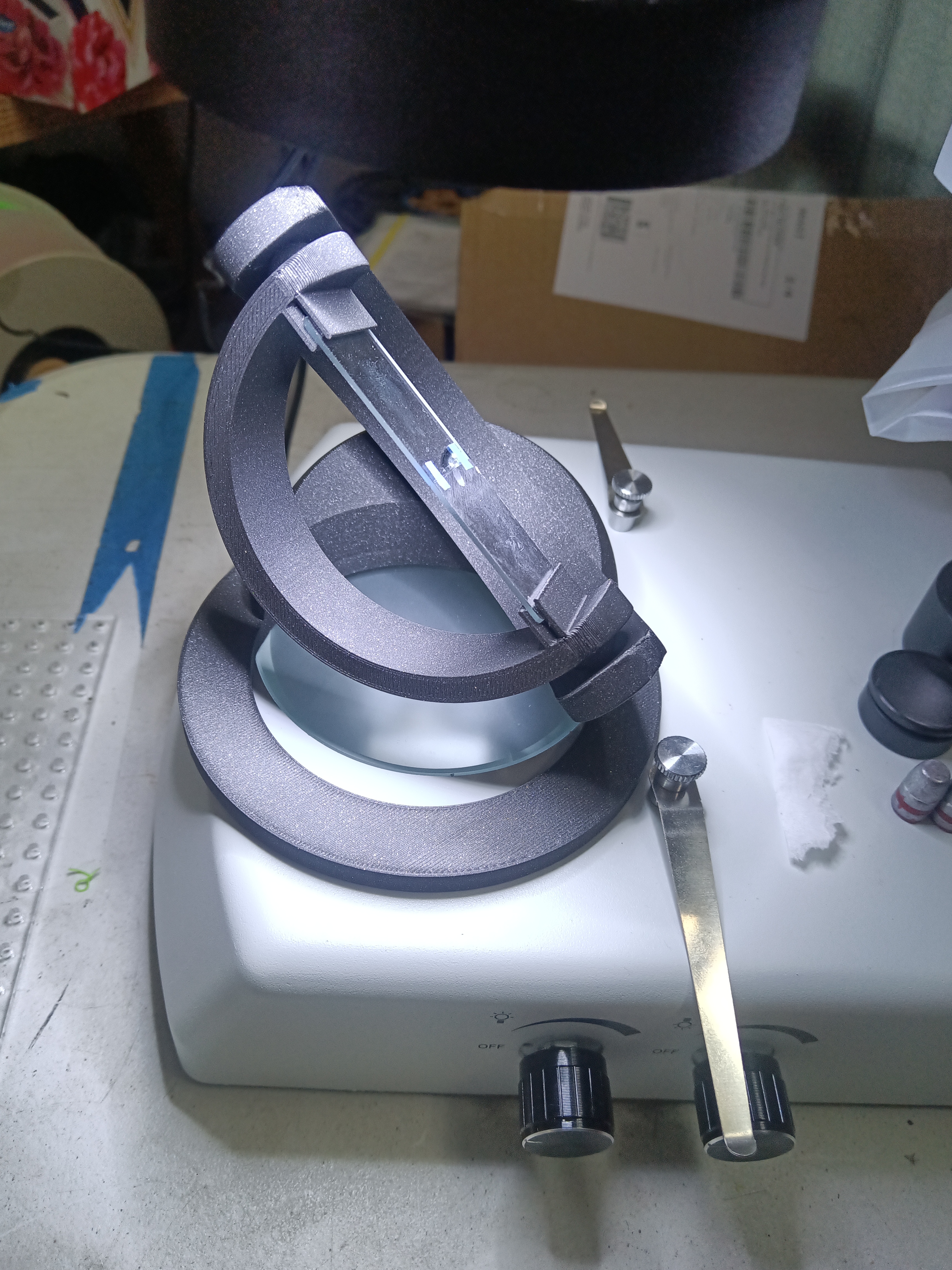Microscope Slide Rotating Gimbal Mount