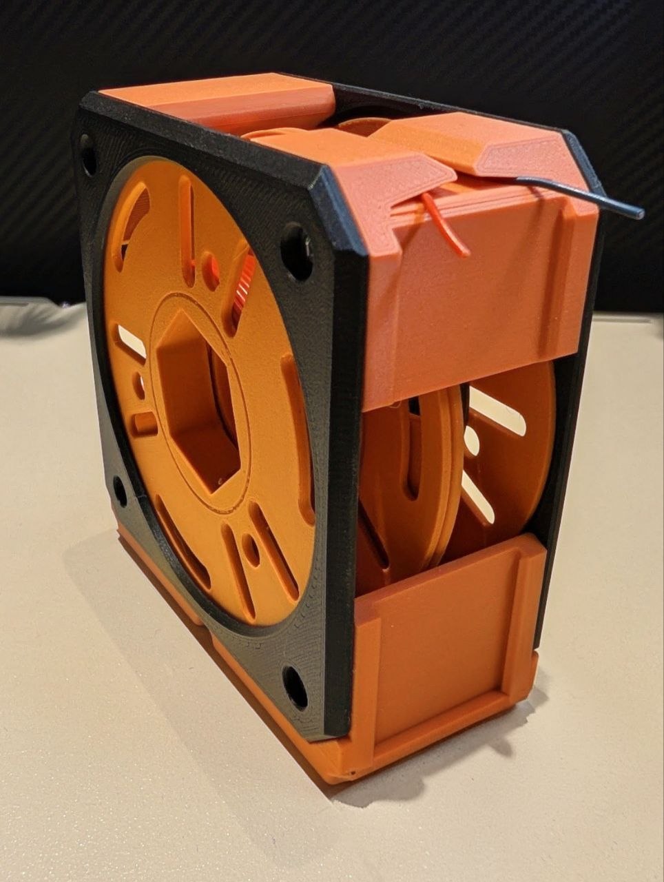Cable Spool Holder Gridfinity - M3 Heat Inserts, Label, Press Fit Magnets, Thin/Wide Clamps, Cable Start Pinch (Source included) 3D model