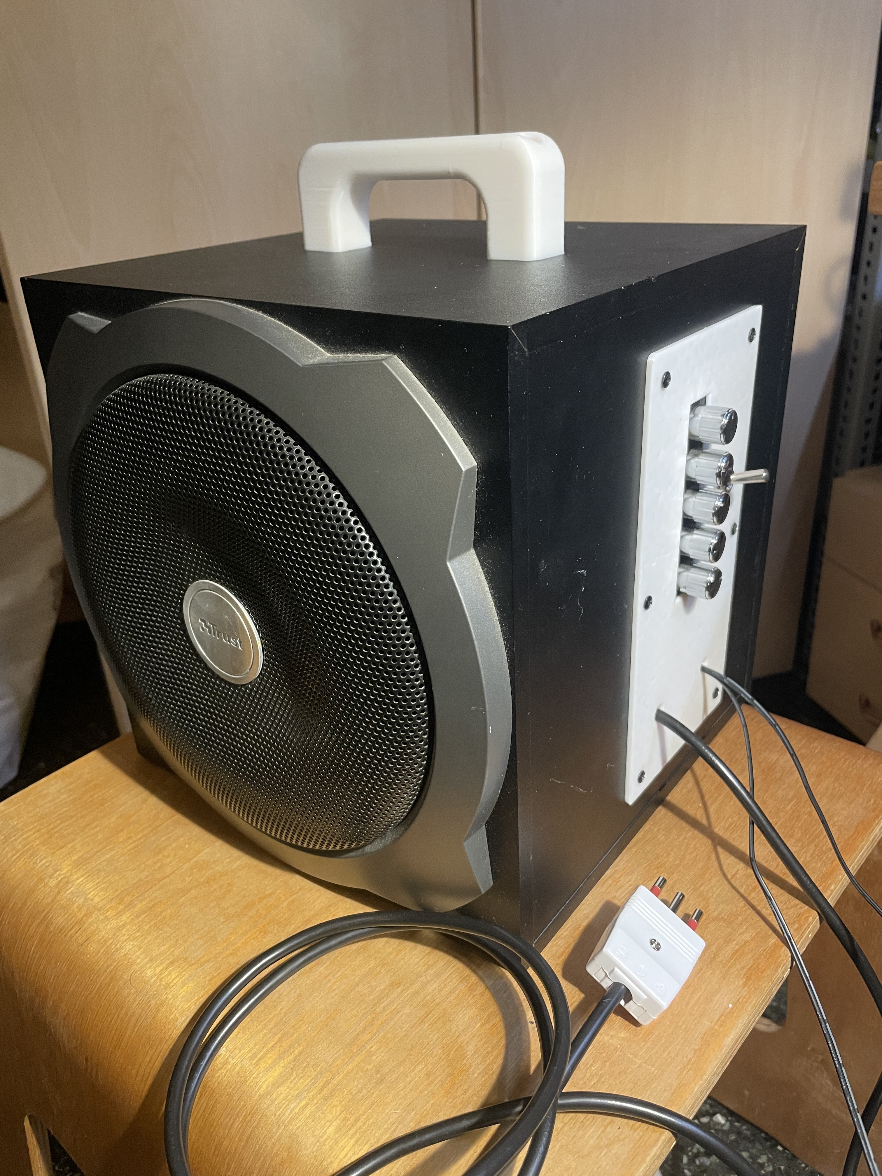 Bluetooth Amplifier Retrofit Plate for 2.1 Subwoofer Speakers