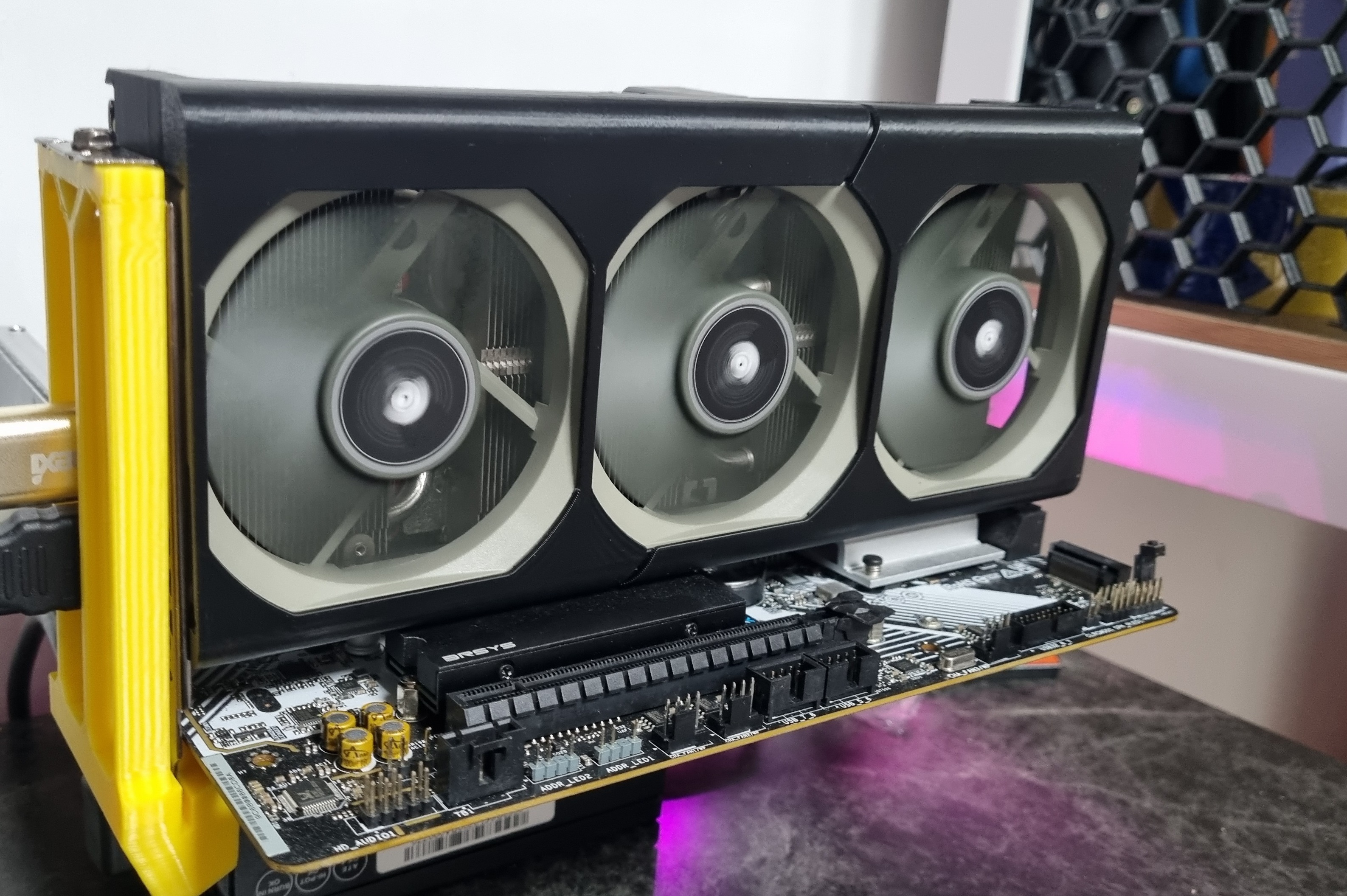 INNO3D RTX 3060 Ti 3Fan Shroud