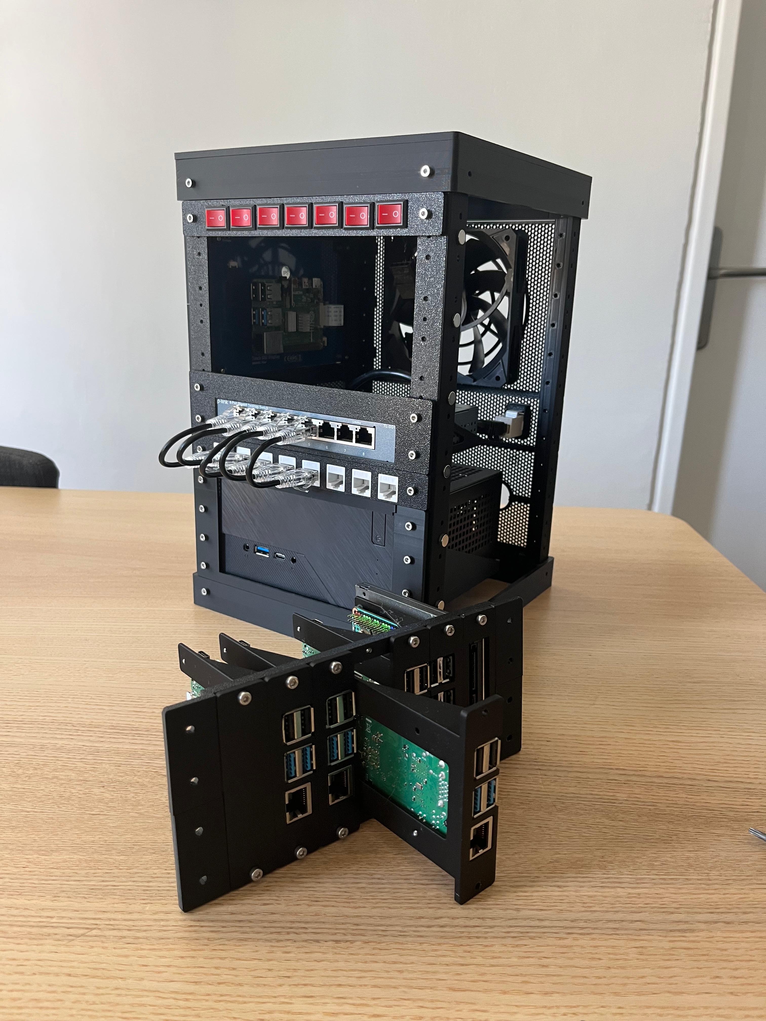 Miniatura 4 do modelo 3D Microlab 2 - Mini Modular Home Server Rack