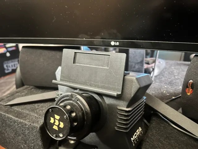 Tablet stand for MOZA R5