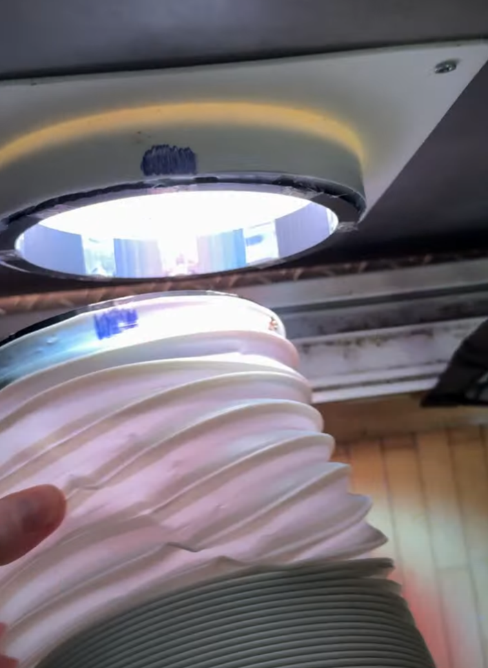 AC Magnetic Duct