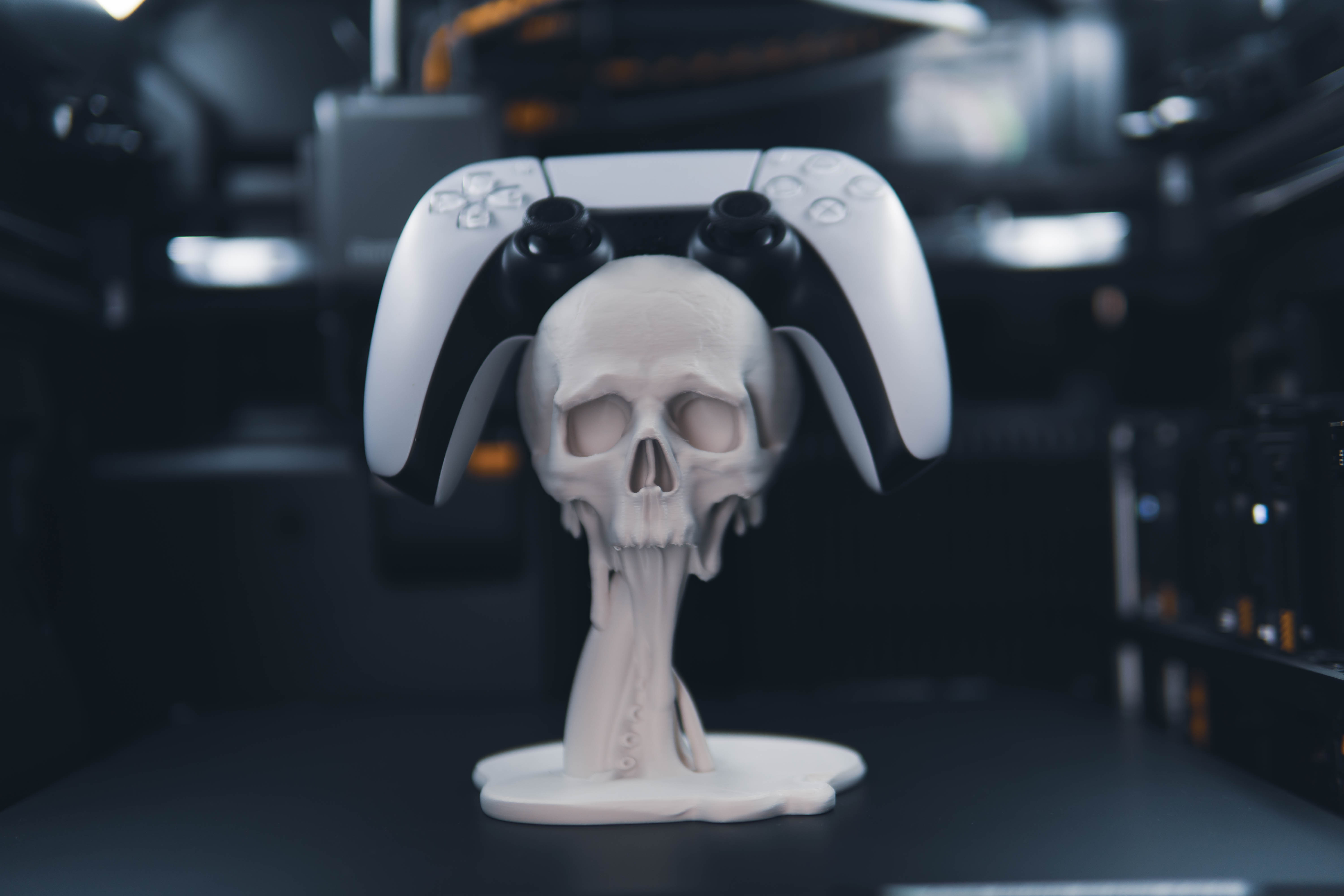 Skull & Tentacle Floating PS5 Controller Holder — miniatura 5