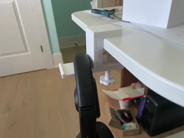 Desk Mounted Headphones Hook