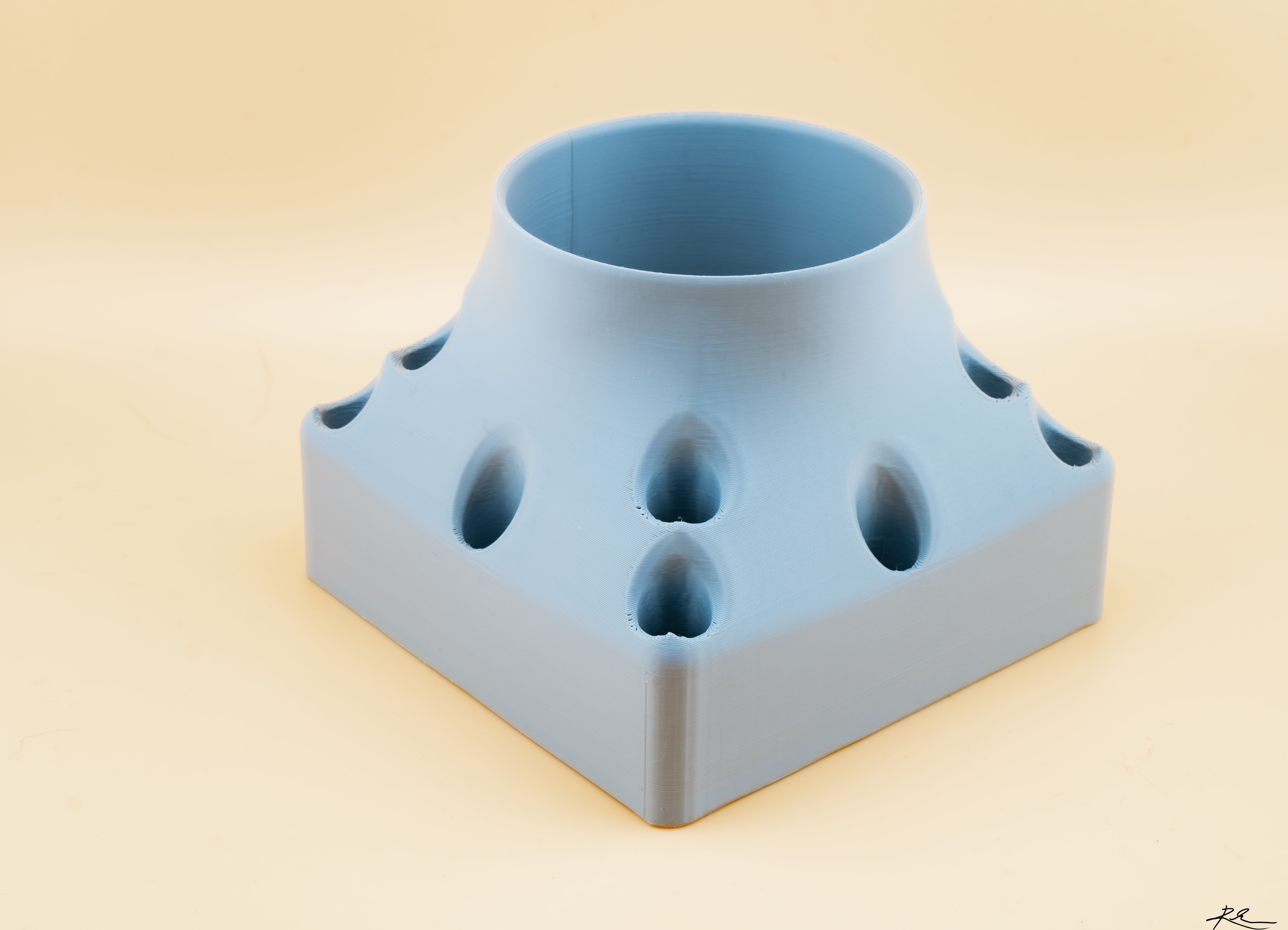 Volcano Pen Cup / Organizer