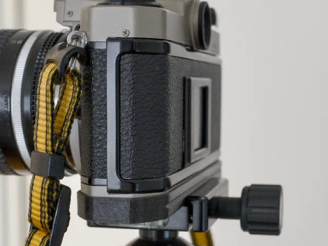 Nikon FM Arca-Swiss compatible base plate (without grip) Version 1