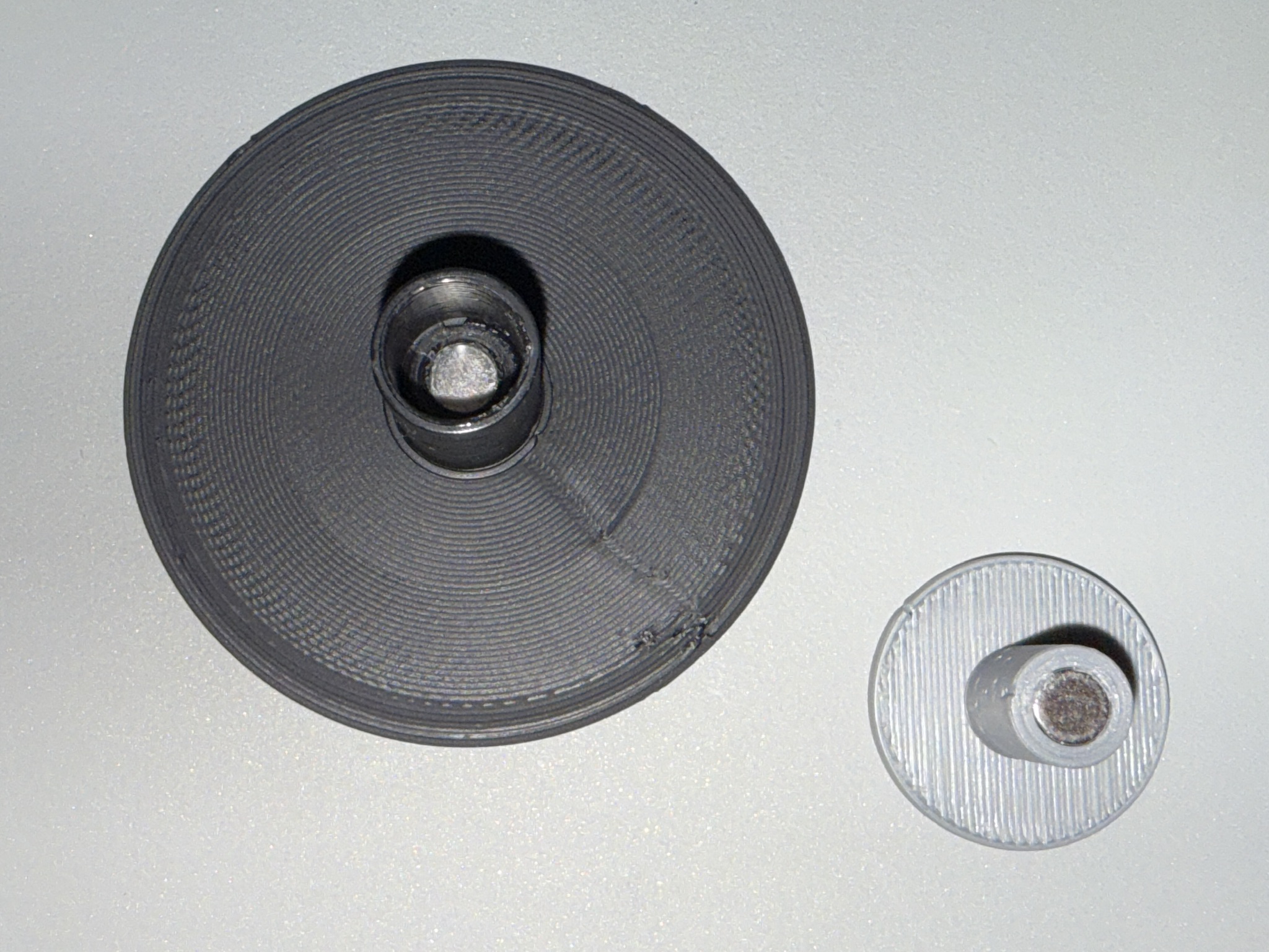 Markforged Fiber Spool Holder (magnet insert)
