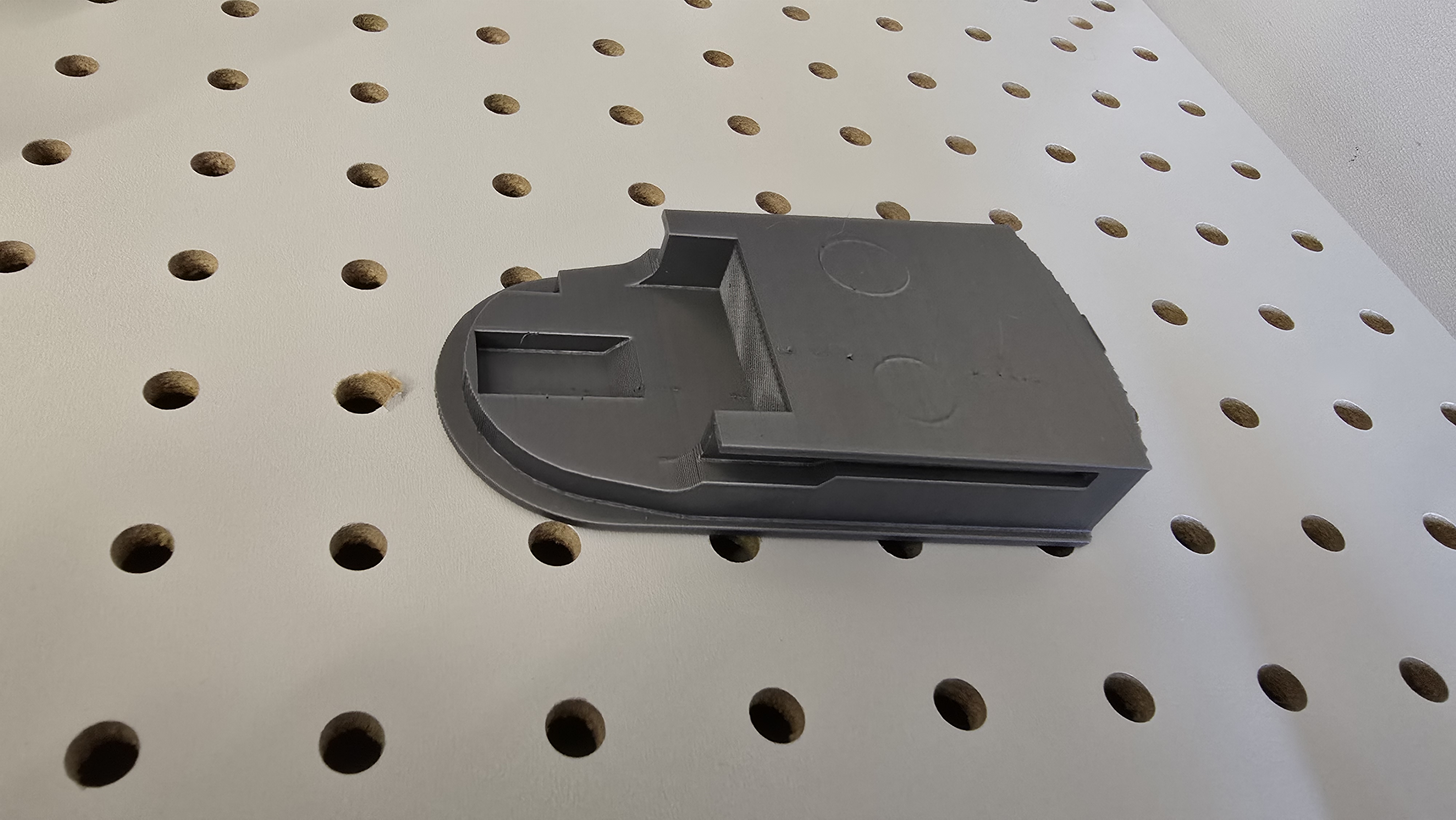 Sy's Peglock - Bosch Power4All 18V Batteryholder V2
