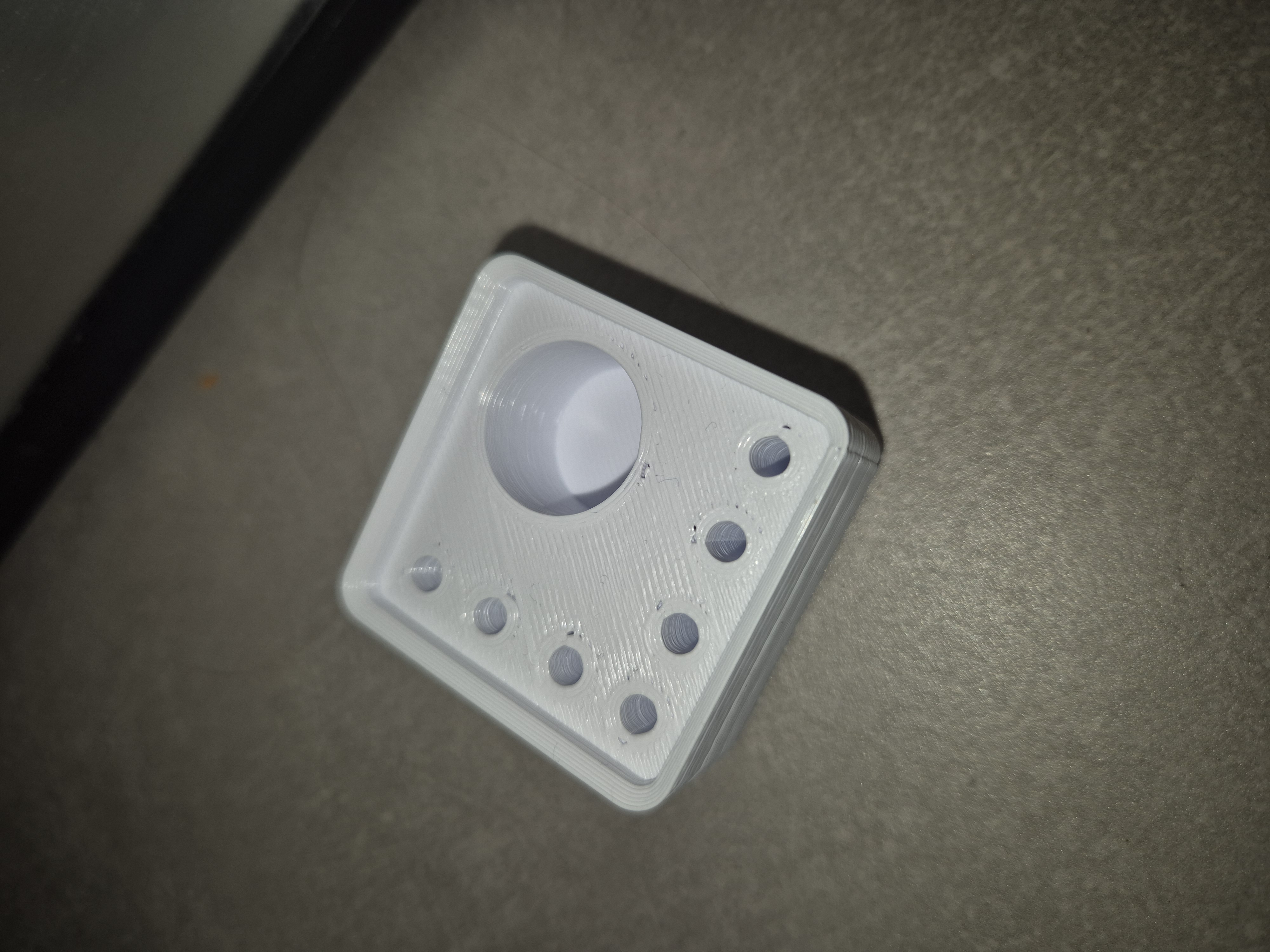 Gridfinity Deburring Tool Holder 3D model thumbnail
