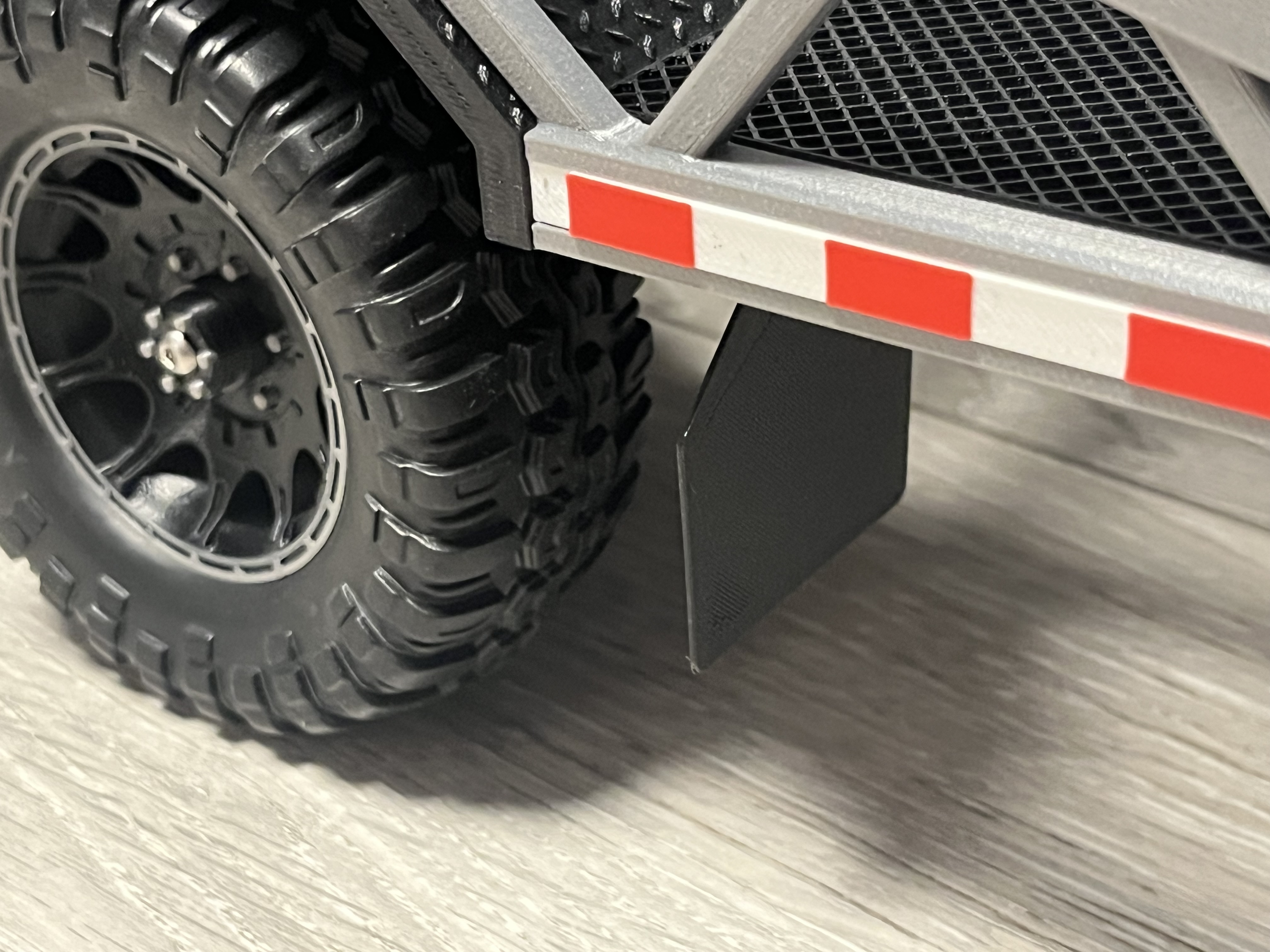 Jumbo Car Hauler splash guards